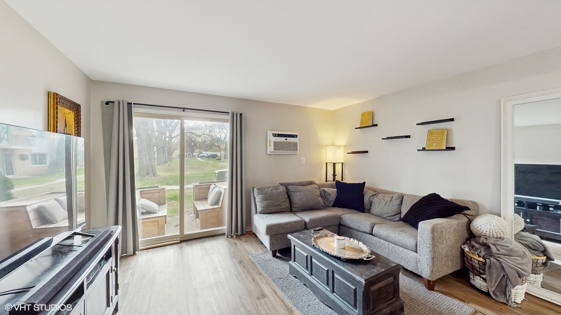 5730 Concord Lane Unit: 6