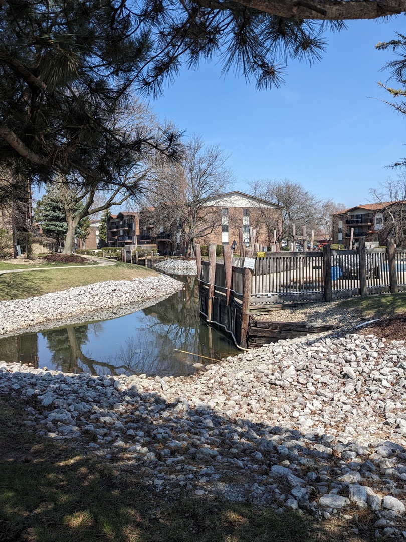5235 James Lane Unit: 1212