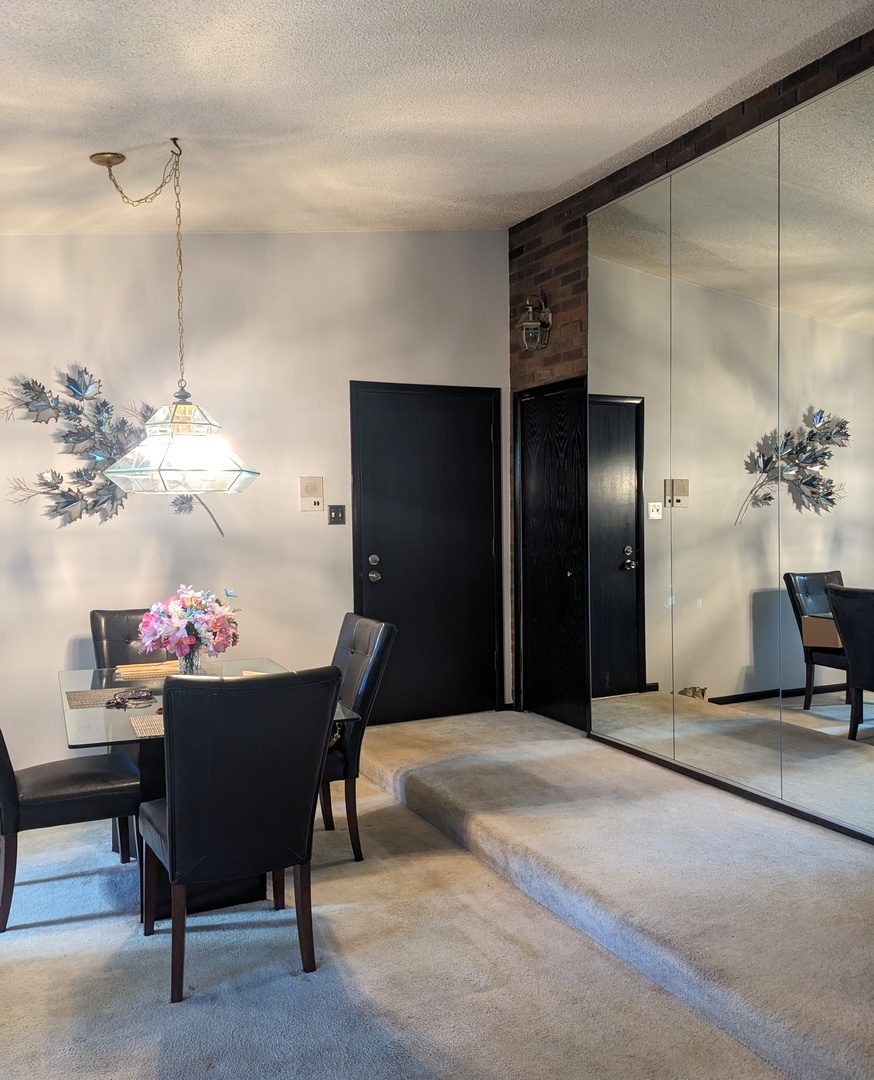 5235 James Lane Unit: 1212