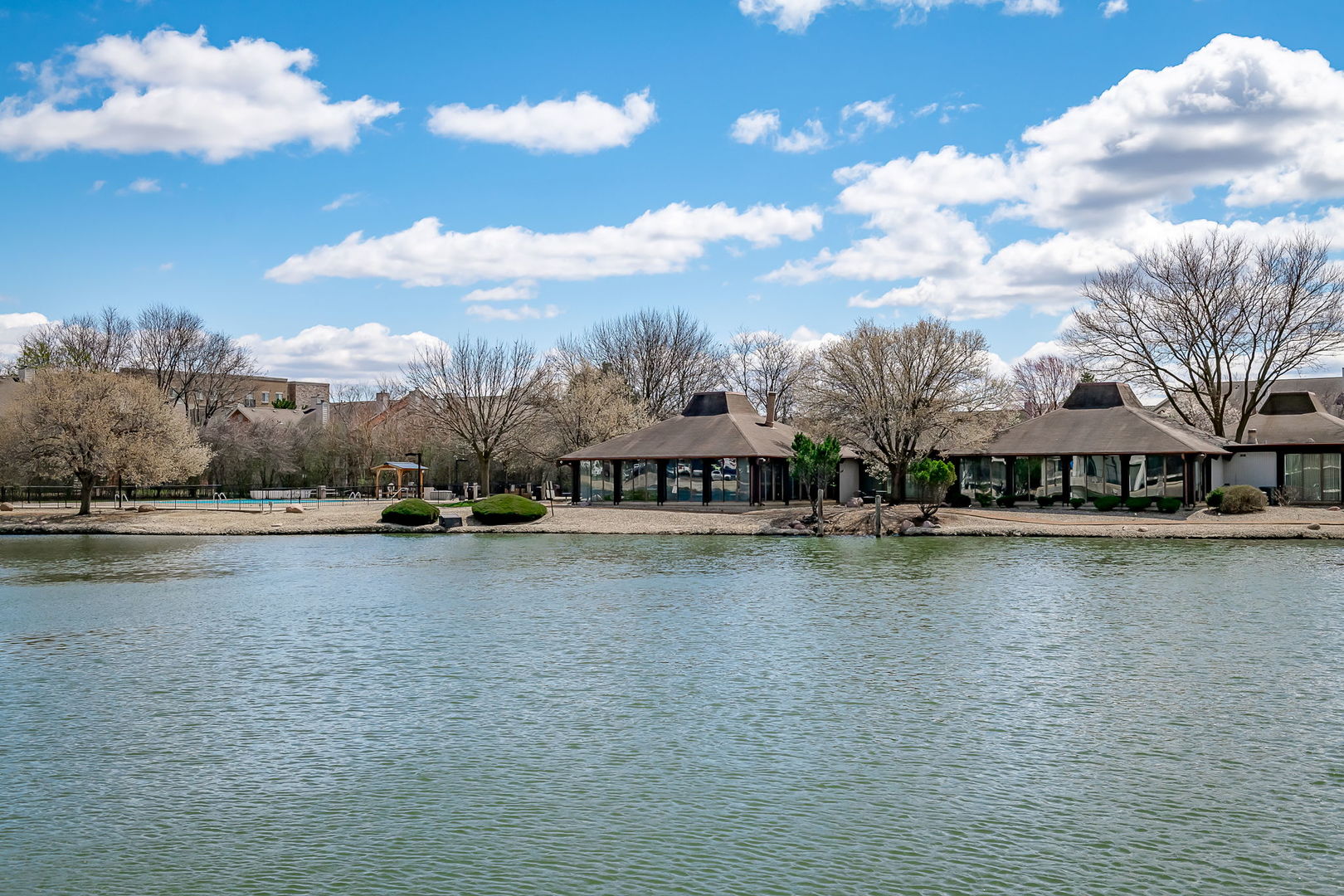 2015 S Finley Road Unit: 207