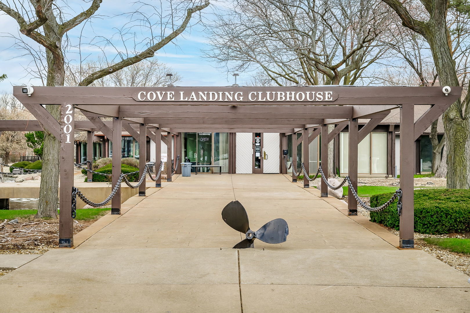 2015 S Finley Road Unit: 207