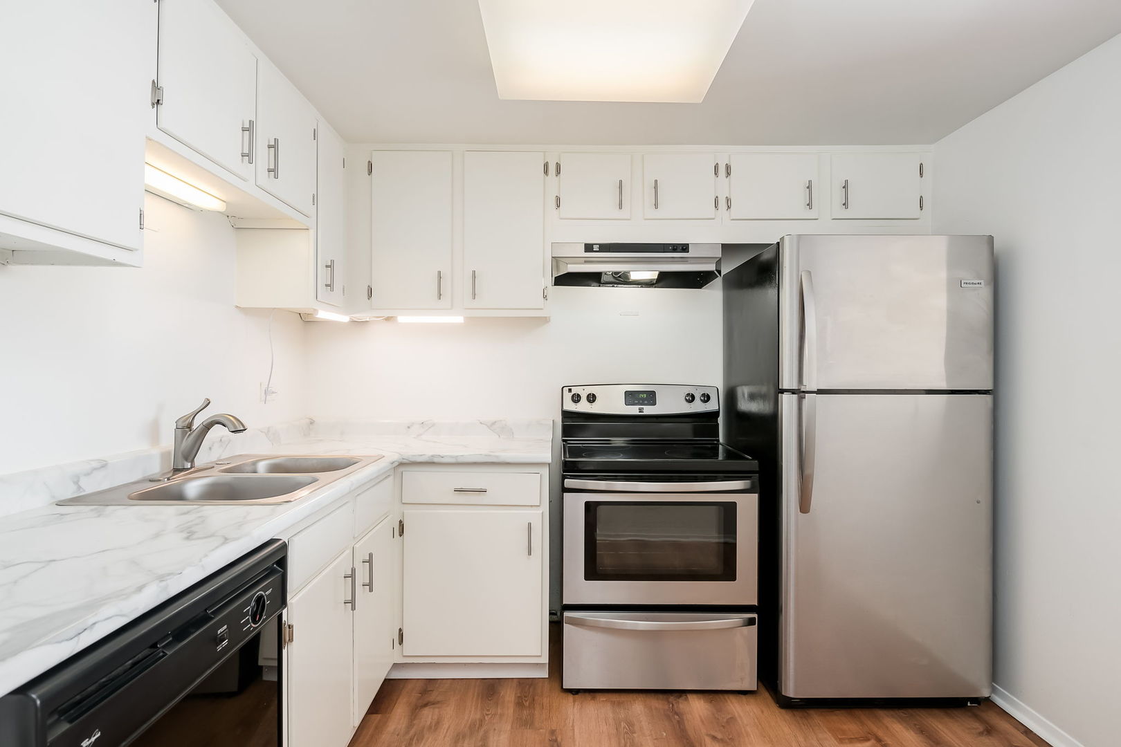 2015 S Finley Road Unit: 207