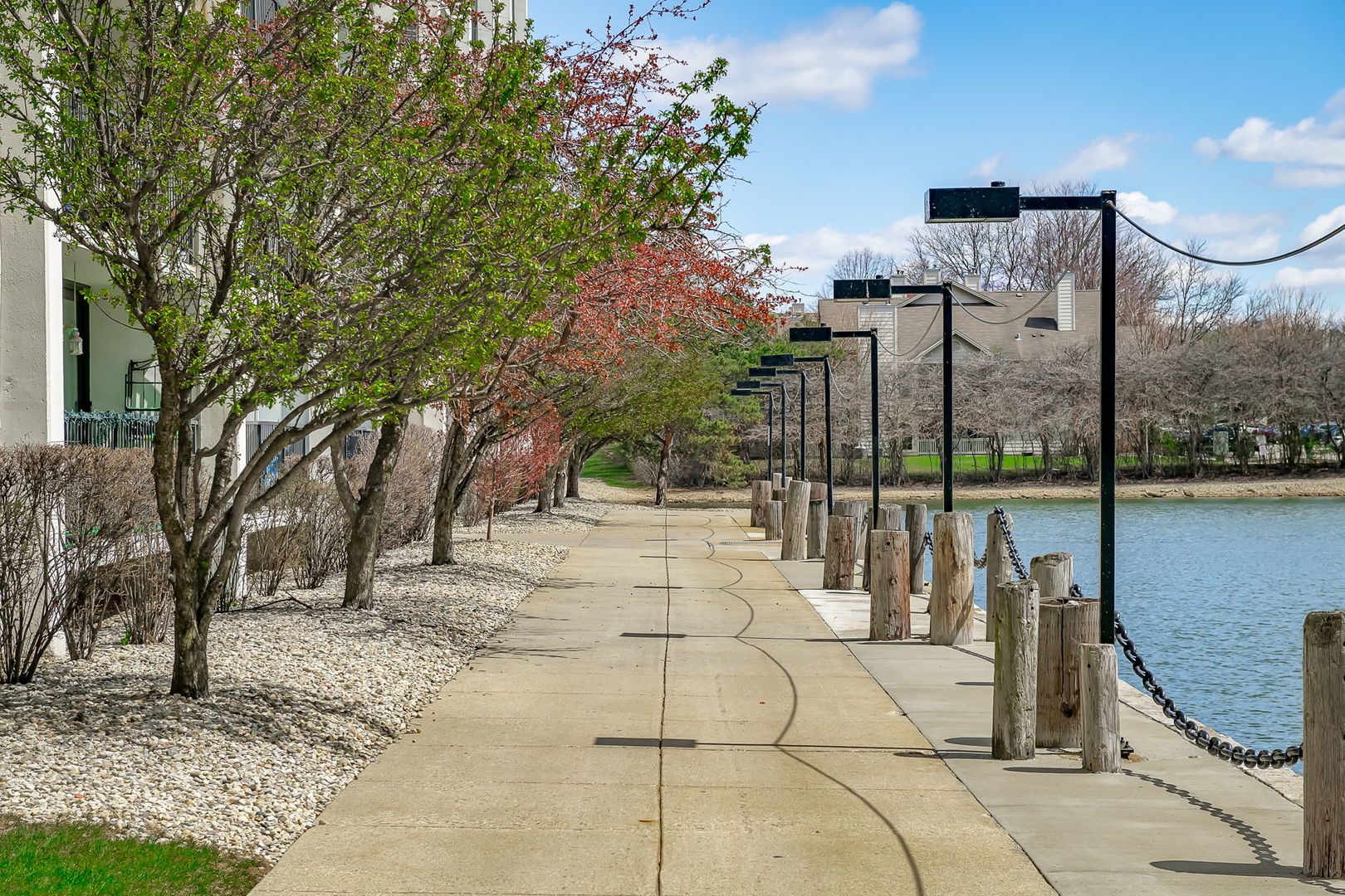 2015 S Finley Road Unit: 207