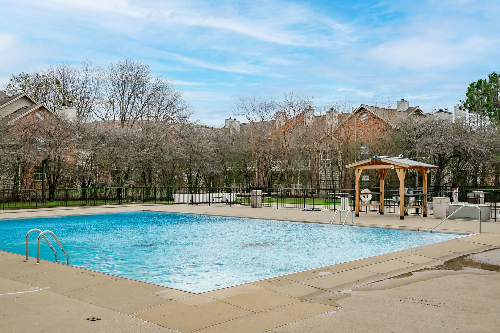 2015 S Finley Road Unit: 207