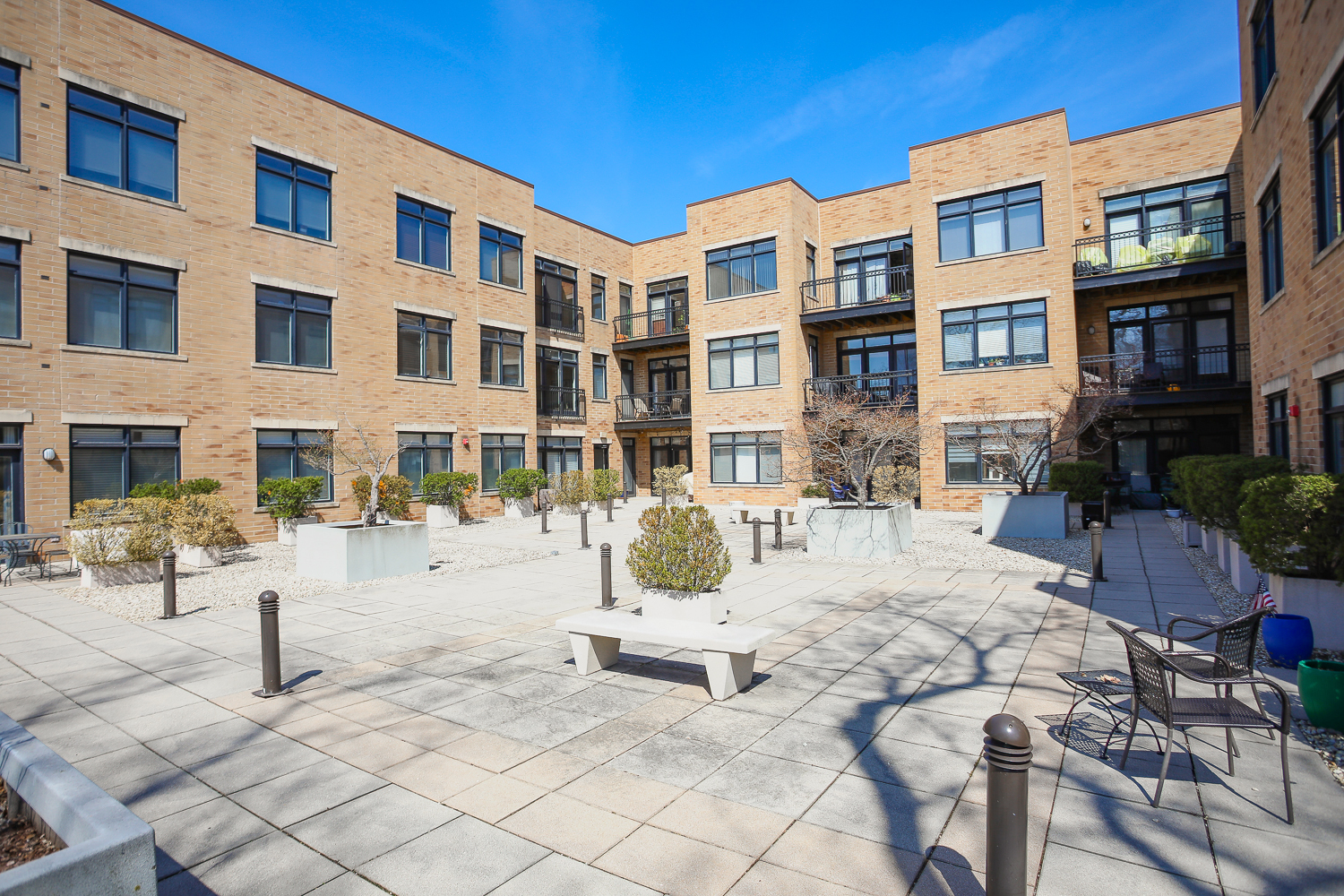 106 S Ridgeland Avenue Unit: 310
