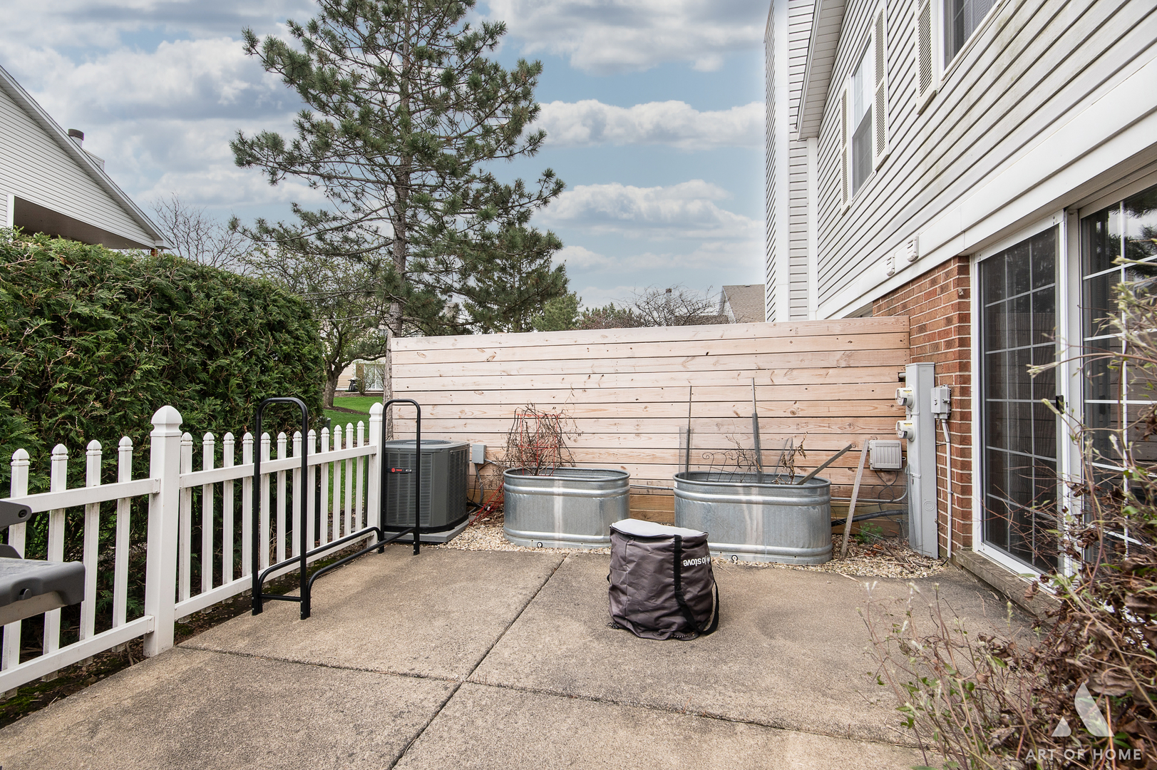 9757 CAMBRIDGE Circle
