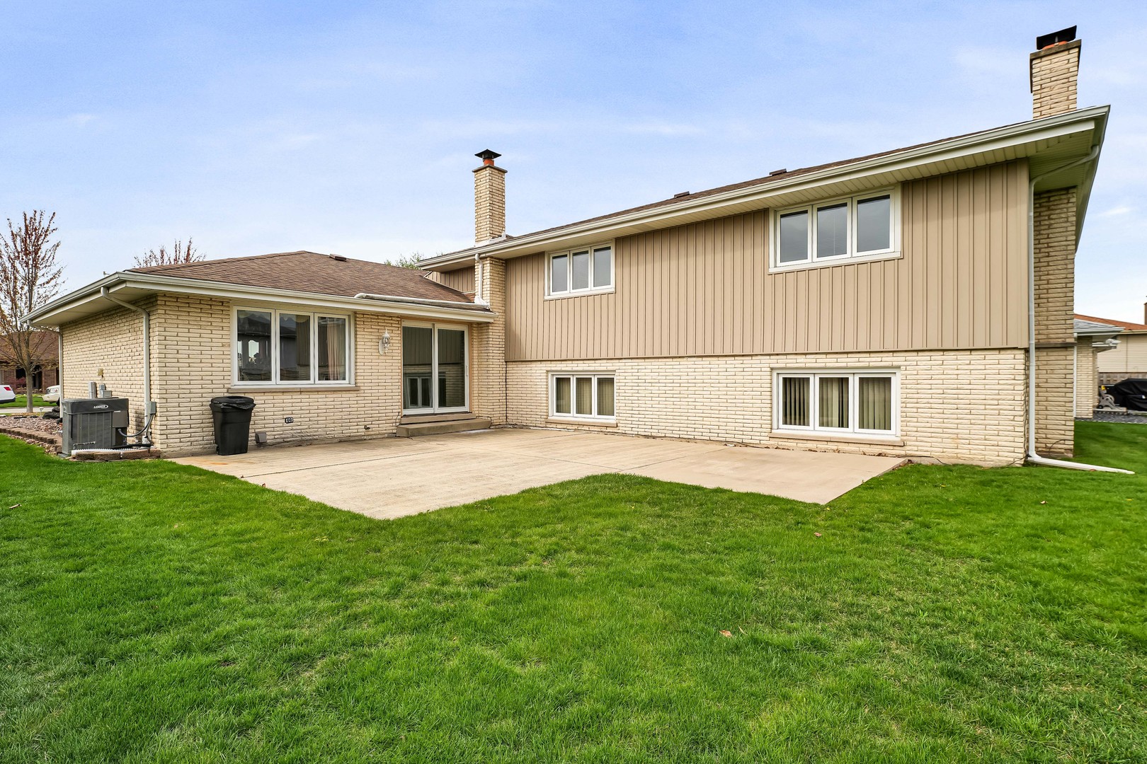 7654 Chestnut Drive