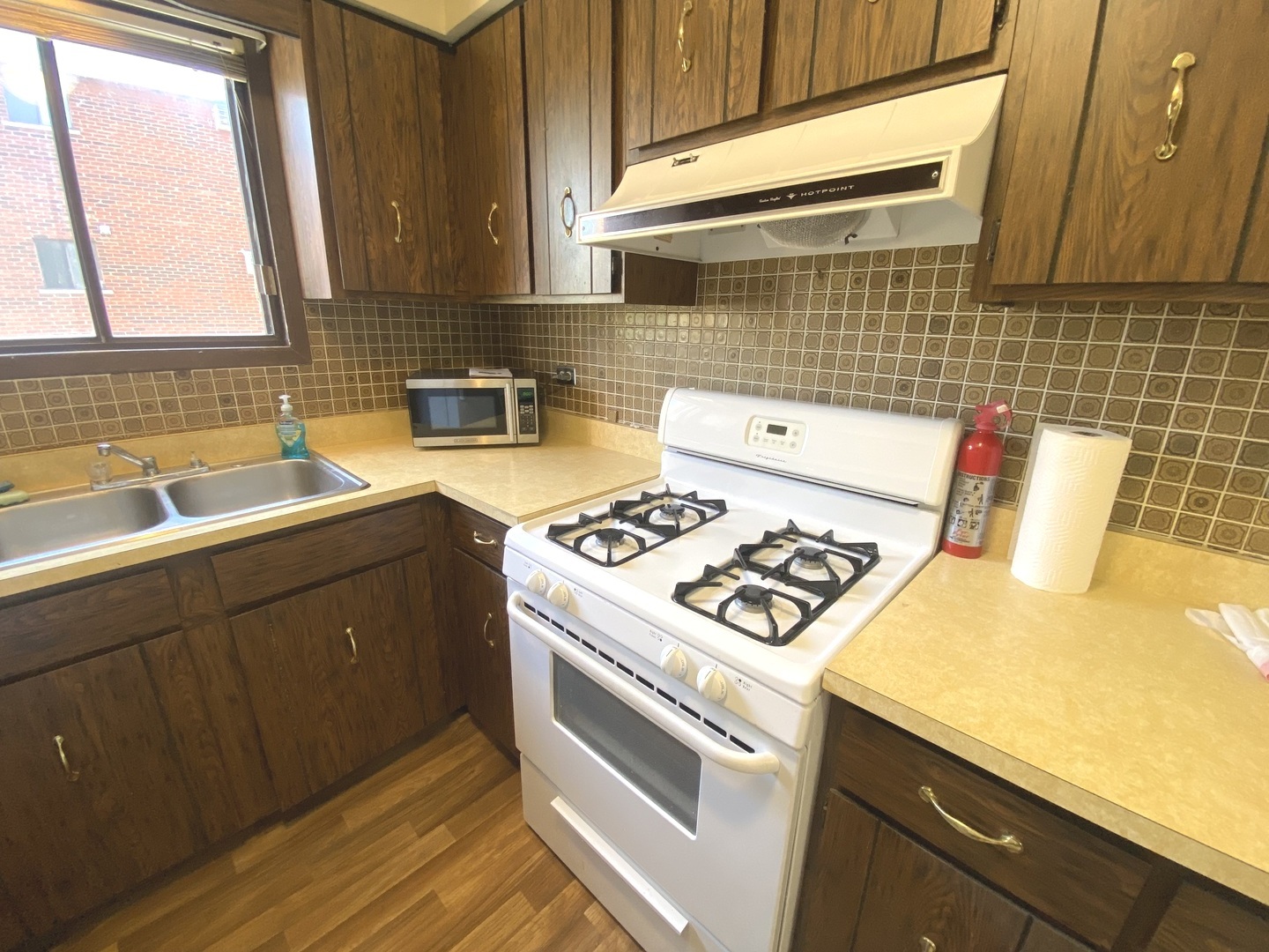 14643 Lamon Avenue Unit: 2A