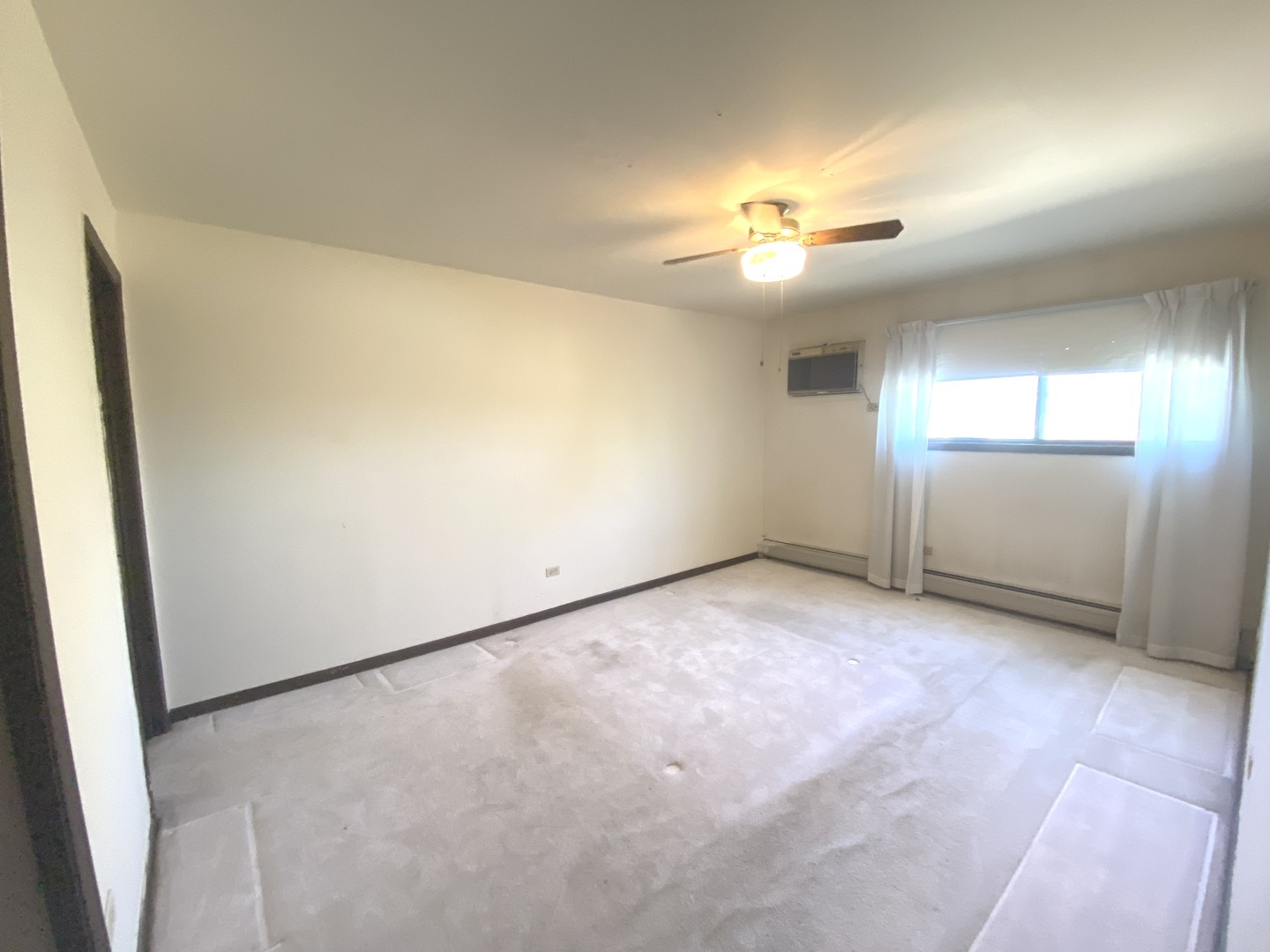 14643 Lamon Avenue Unit: 2A