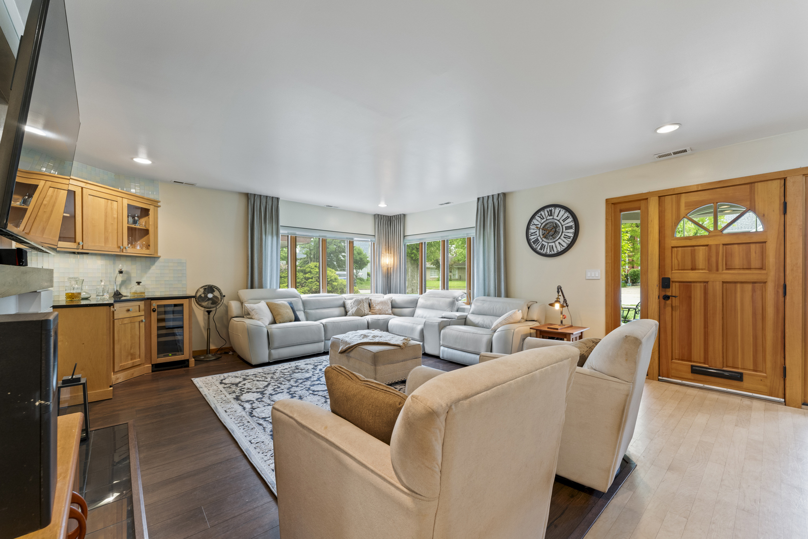 428 S Hillside Avenue