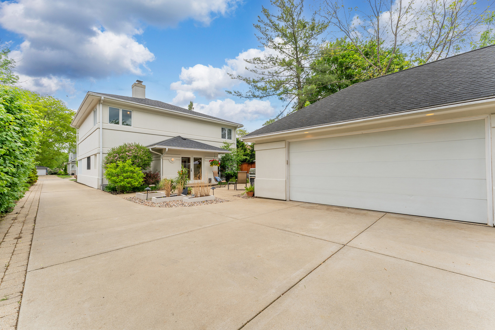 428 S Hillside Avenue