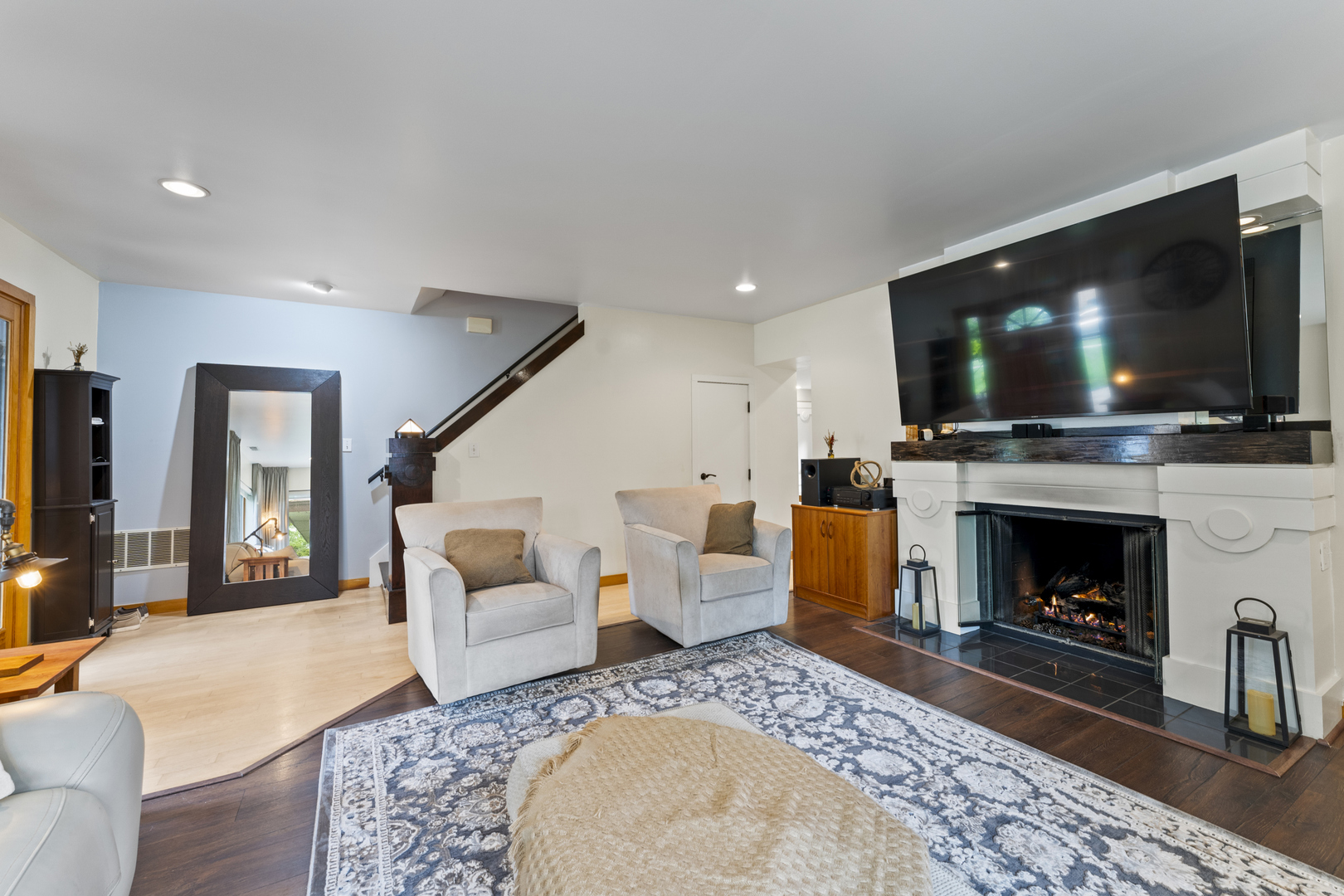 428 S Hillside Avenue