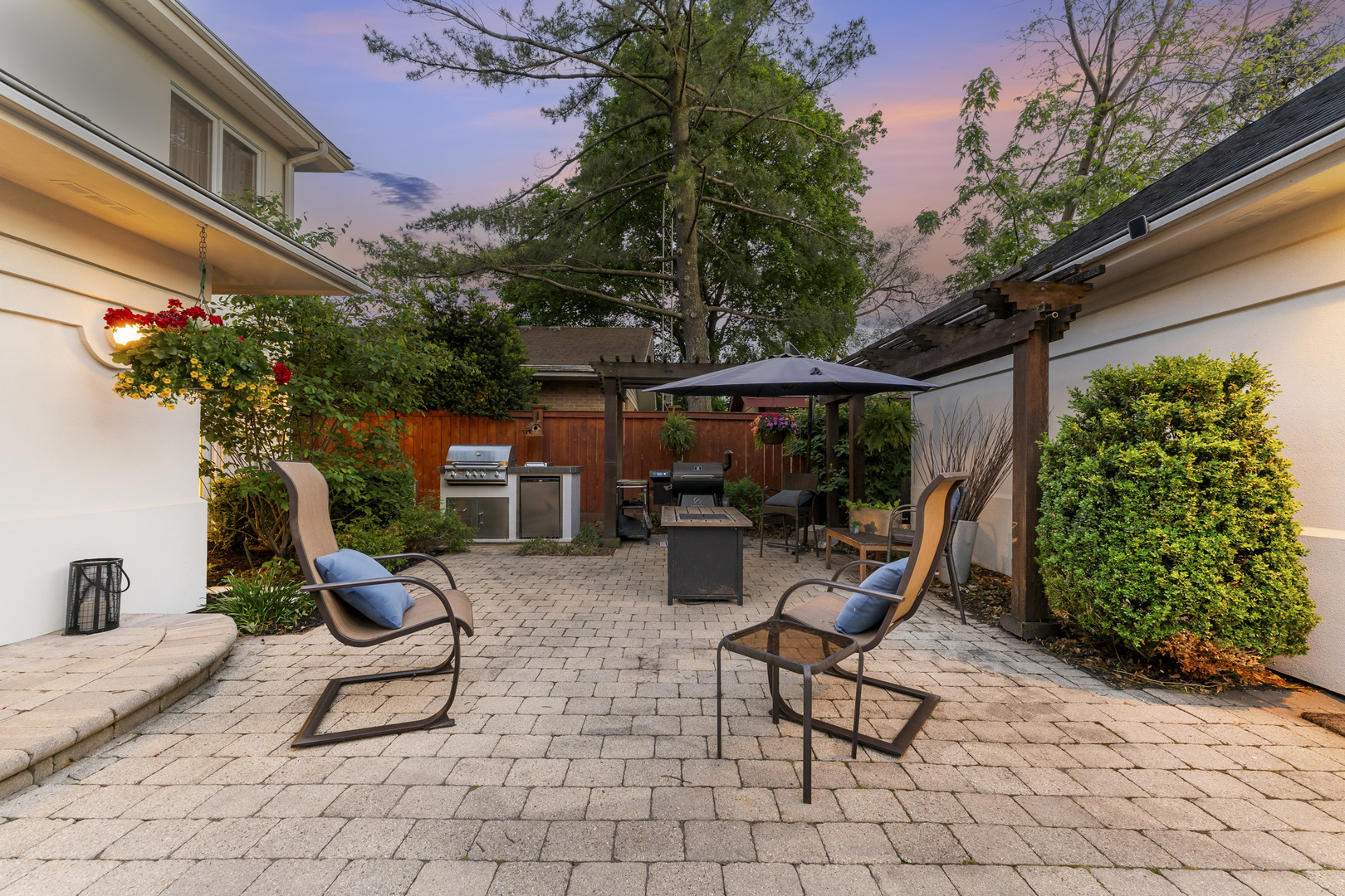 428 S Hillside Avenue