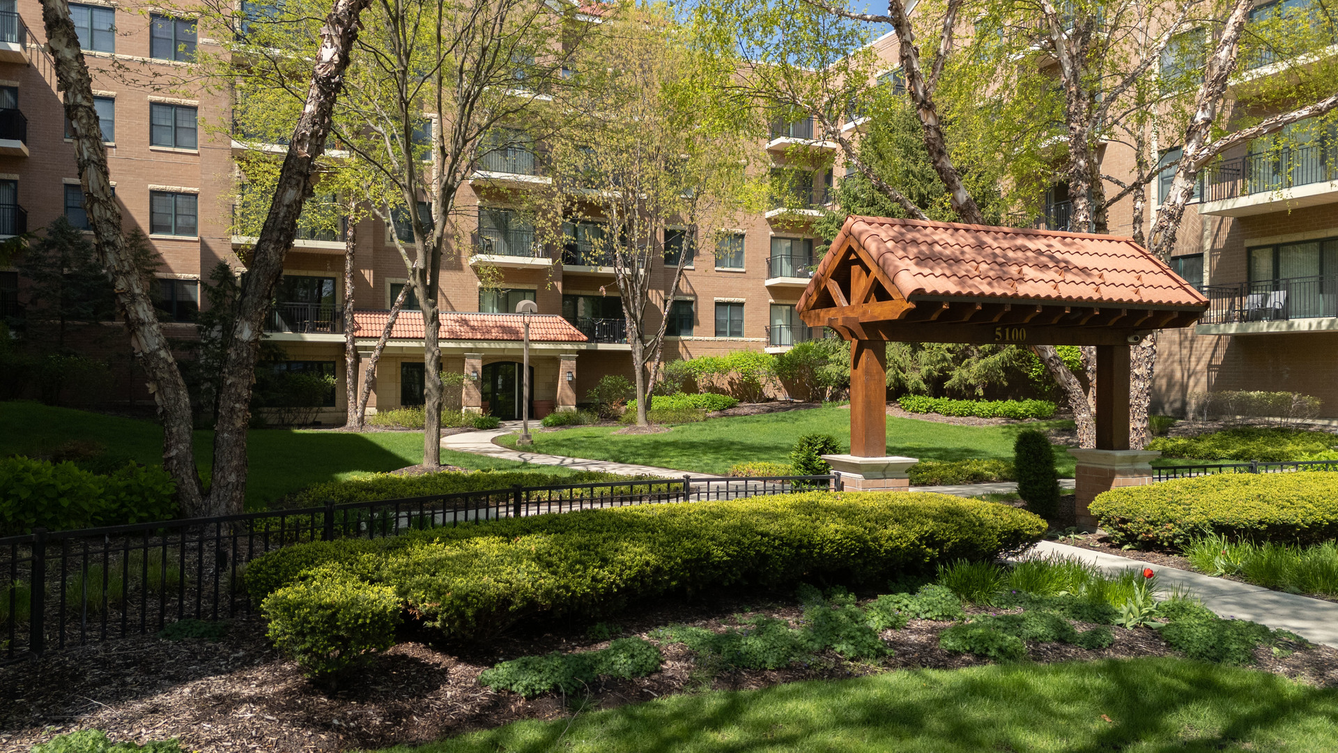5100 W 96th Street Unit: 234