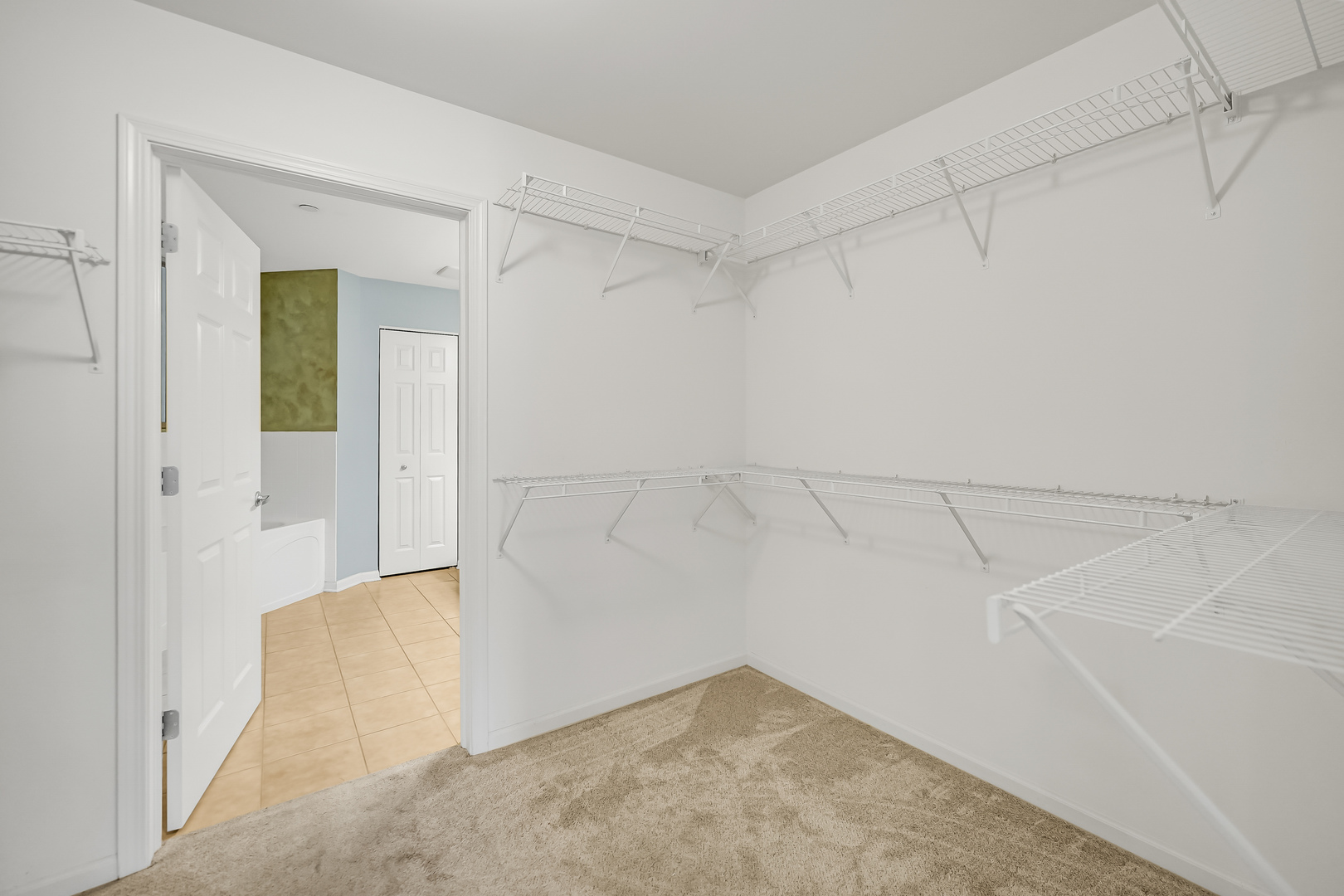 5100 W 96th Street Unit: 234