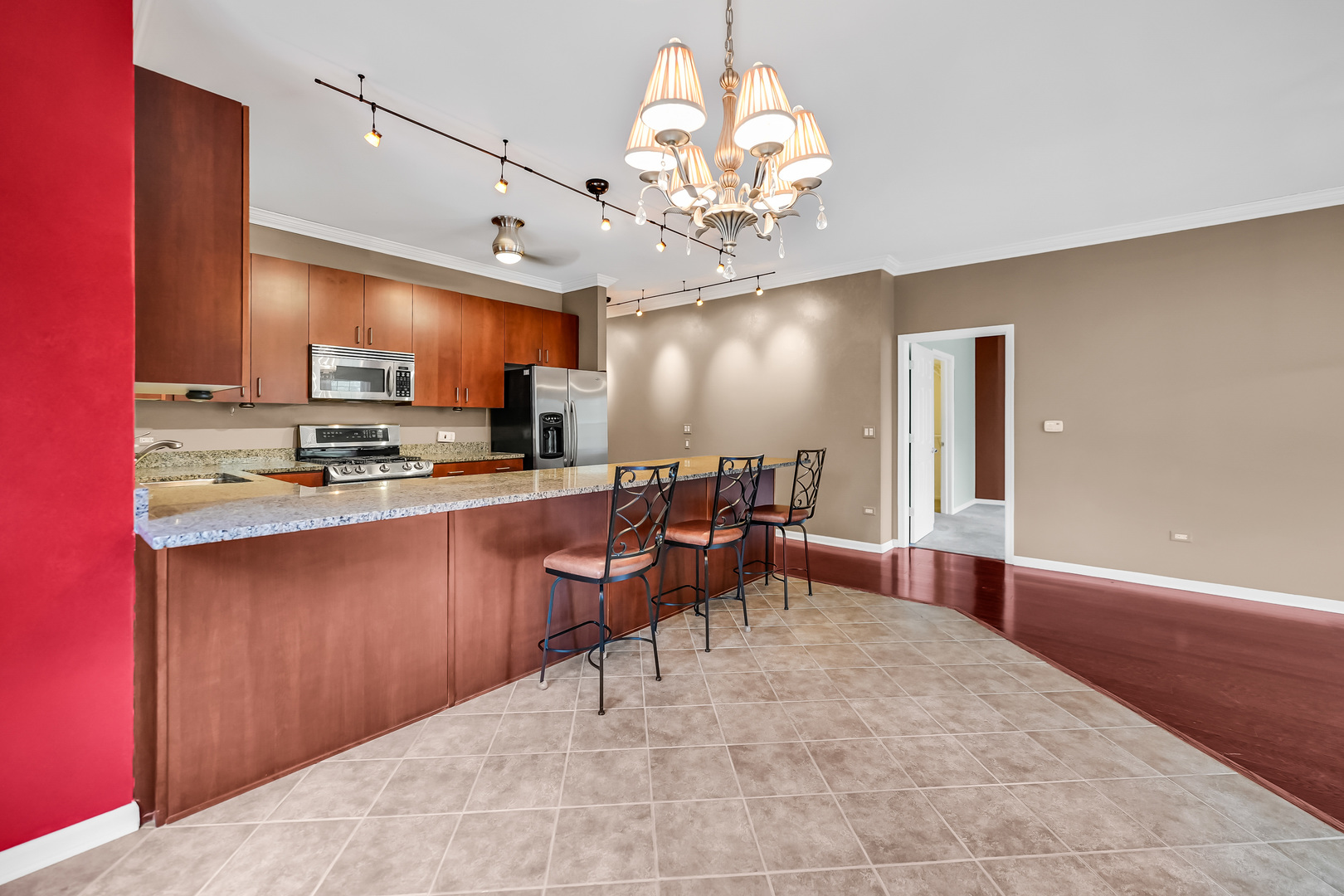 5100 W 96th Street Unit: 234