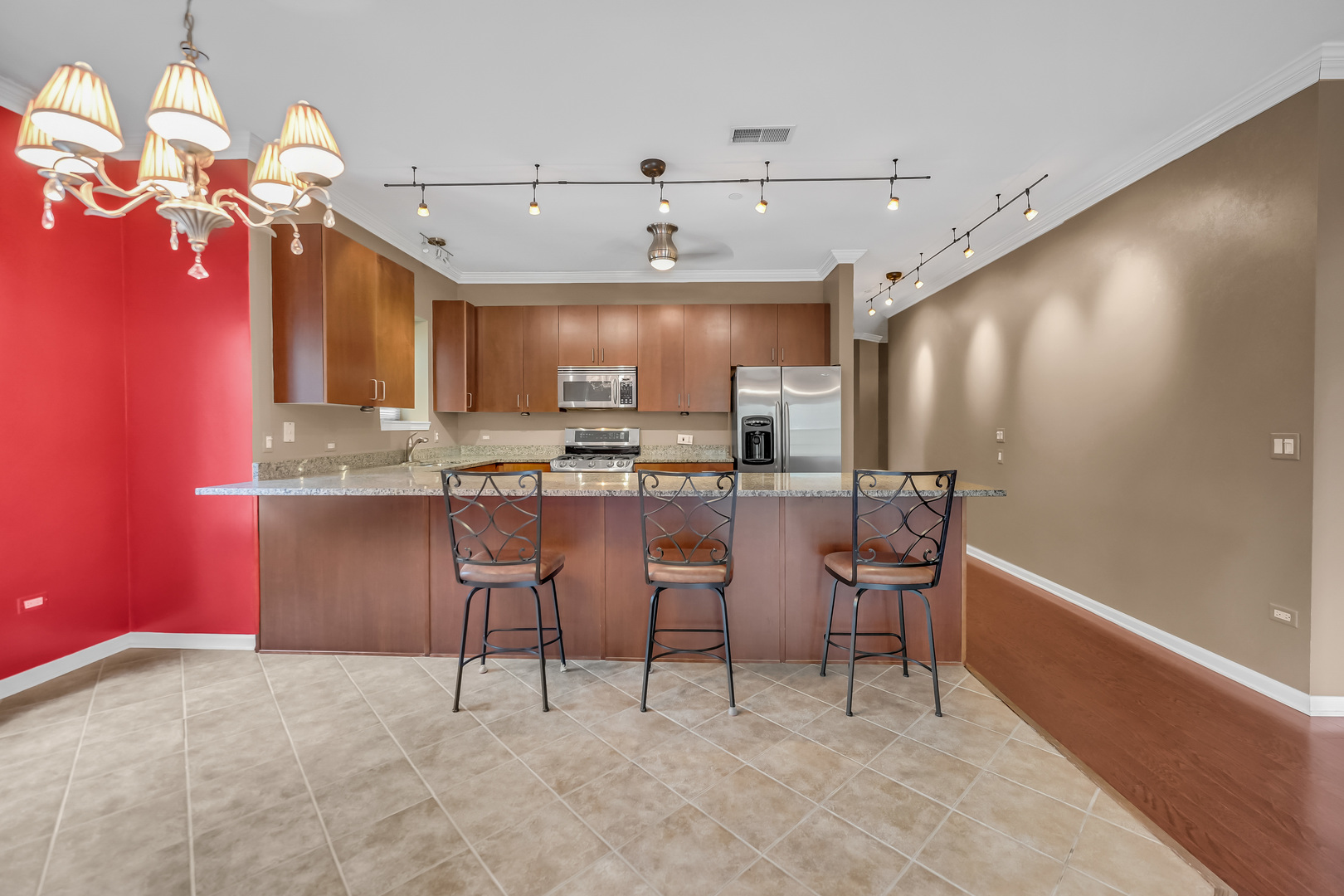 5100 W 96th Street Unit: 234