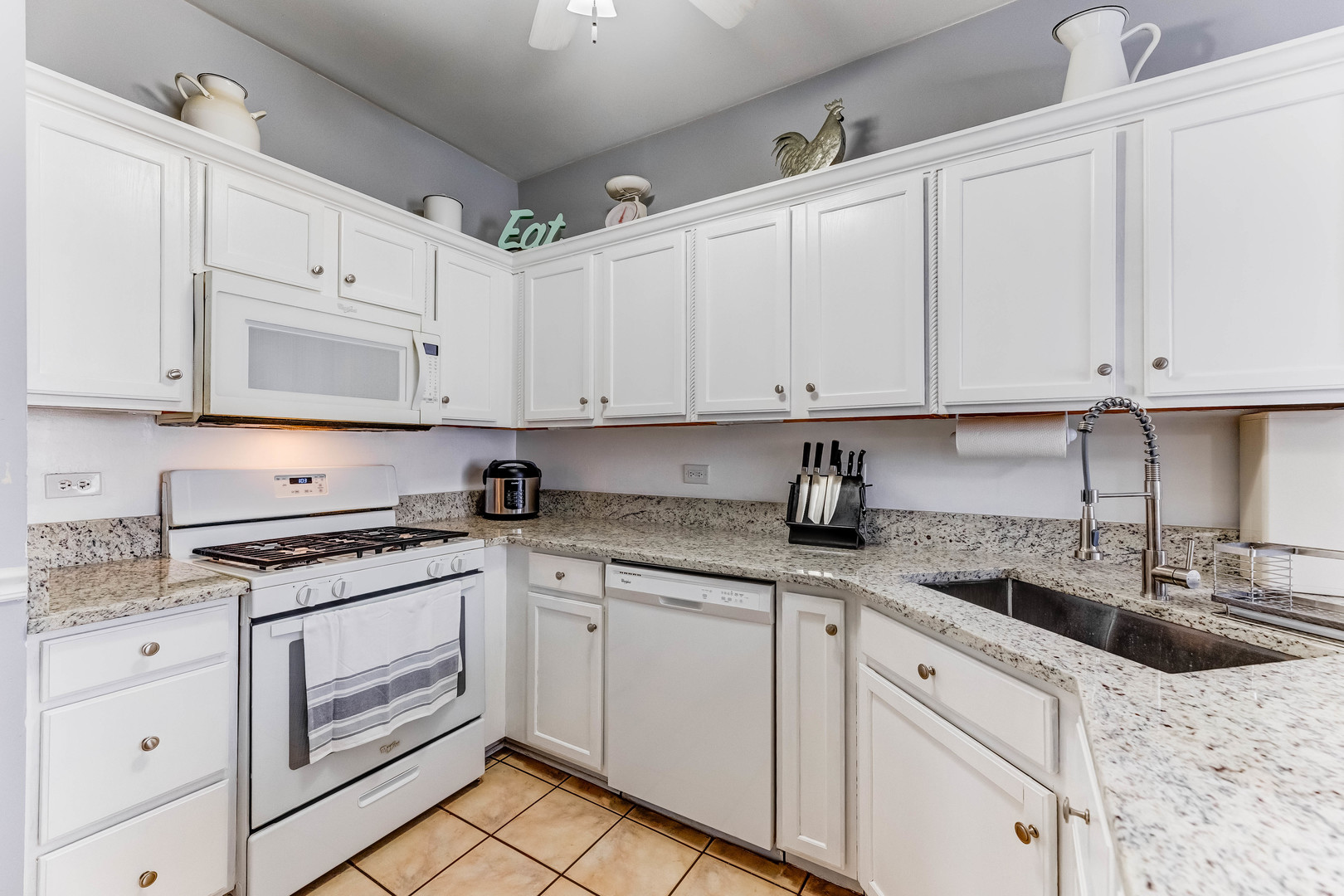 353 Evening Star Court Unit: 353