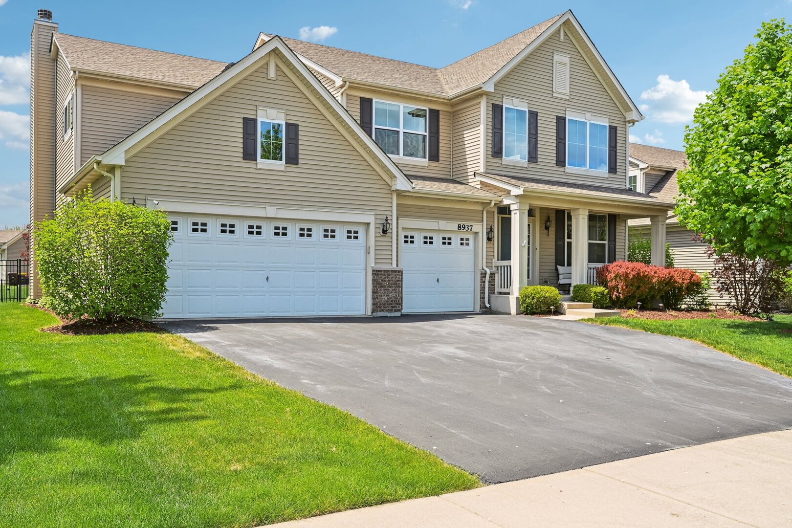 8937 Cook Way
