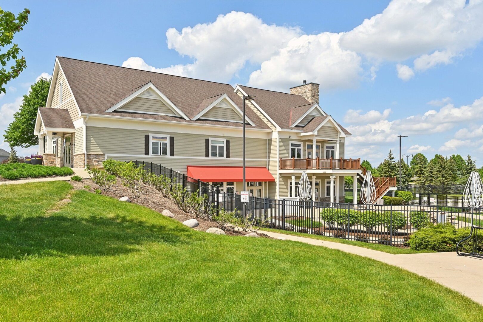 8937 Cook Way