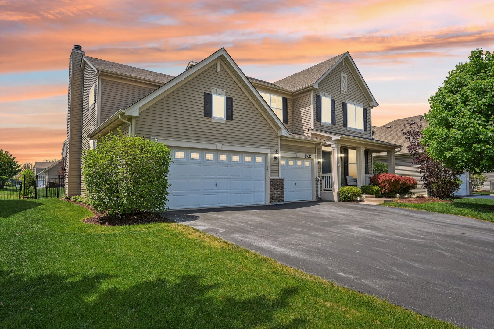 8937 Cook Way