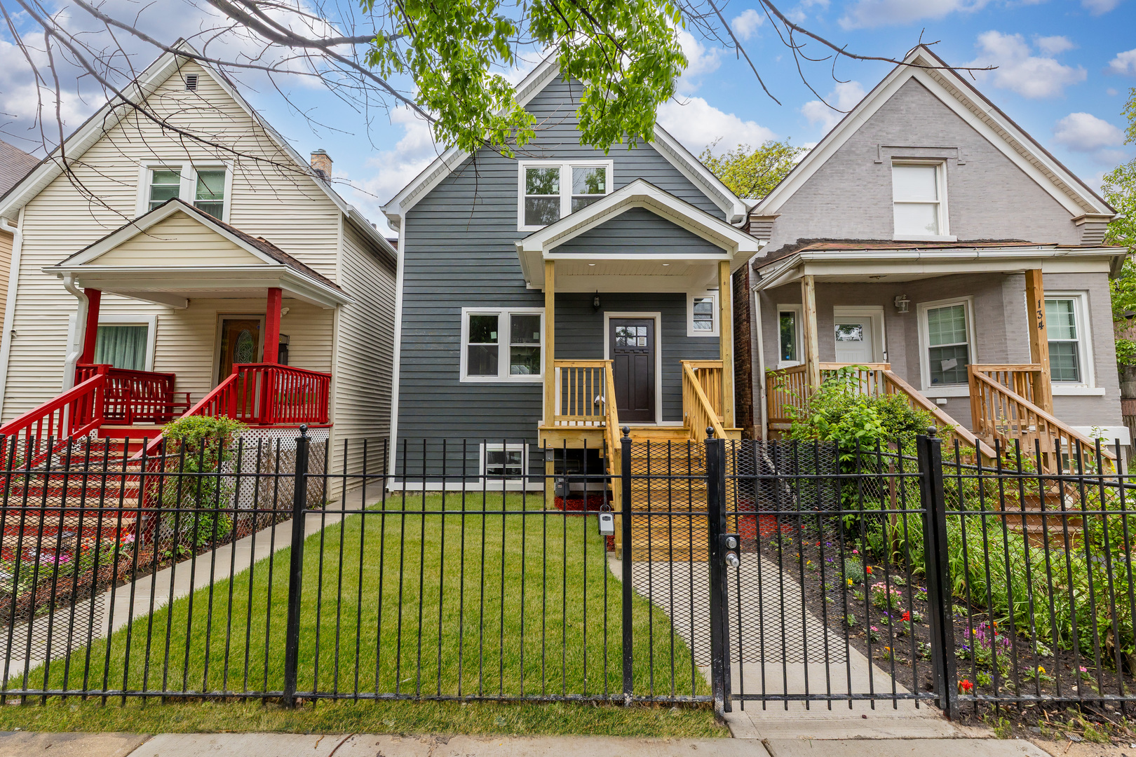 130 N Laramie Avenue