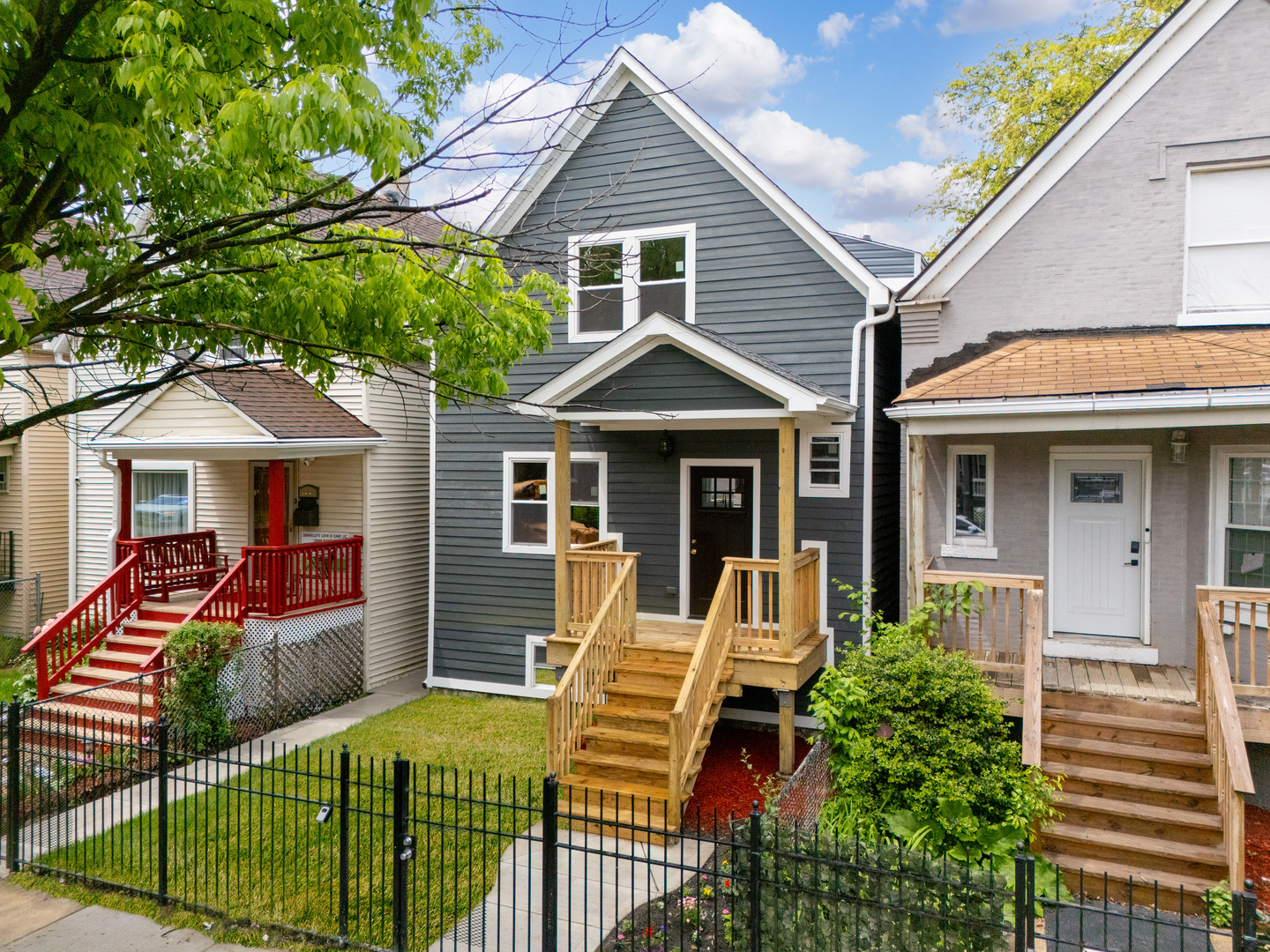 130 N Laramie Avenue