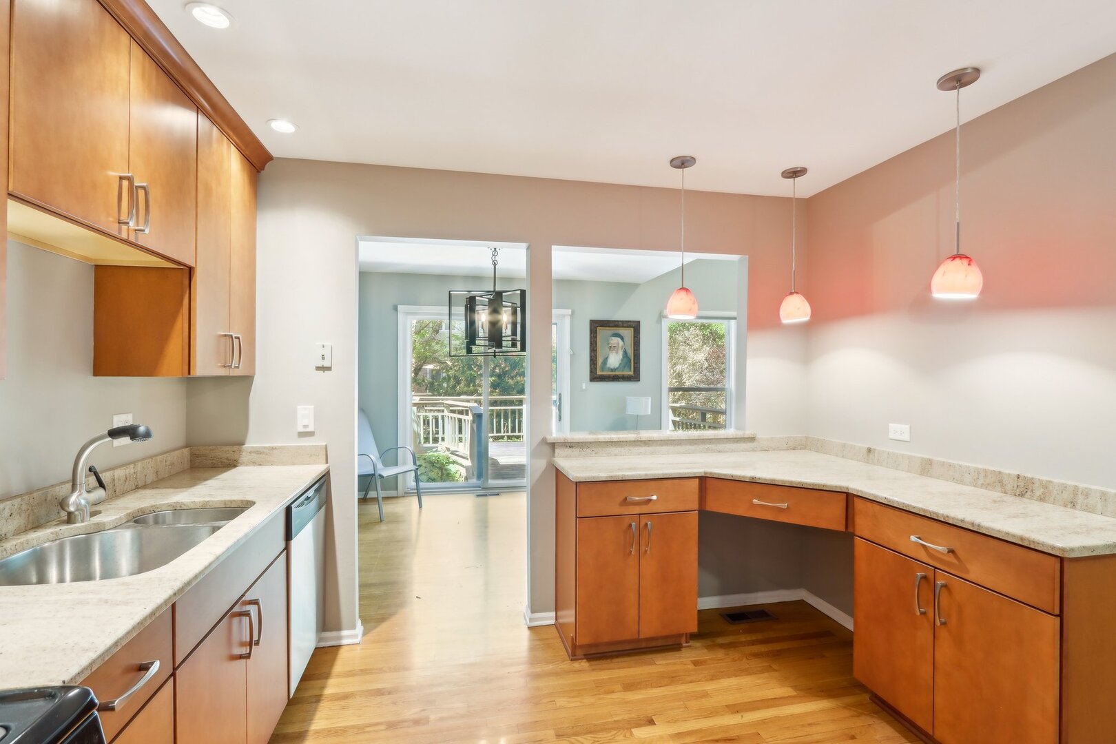 232 W Grant Village Street