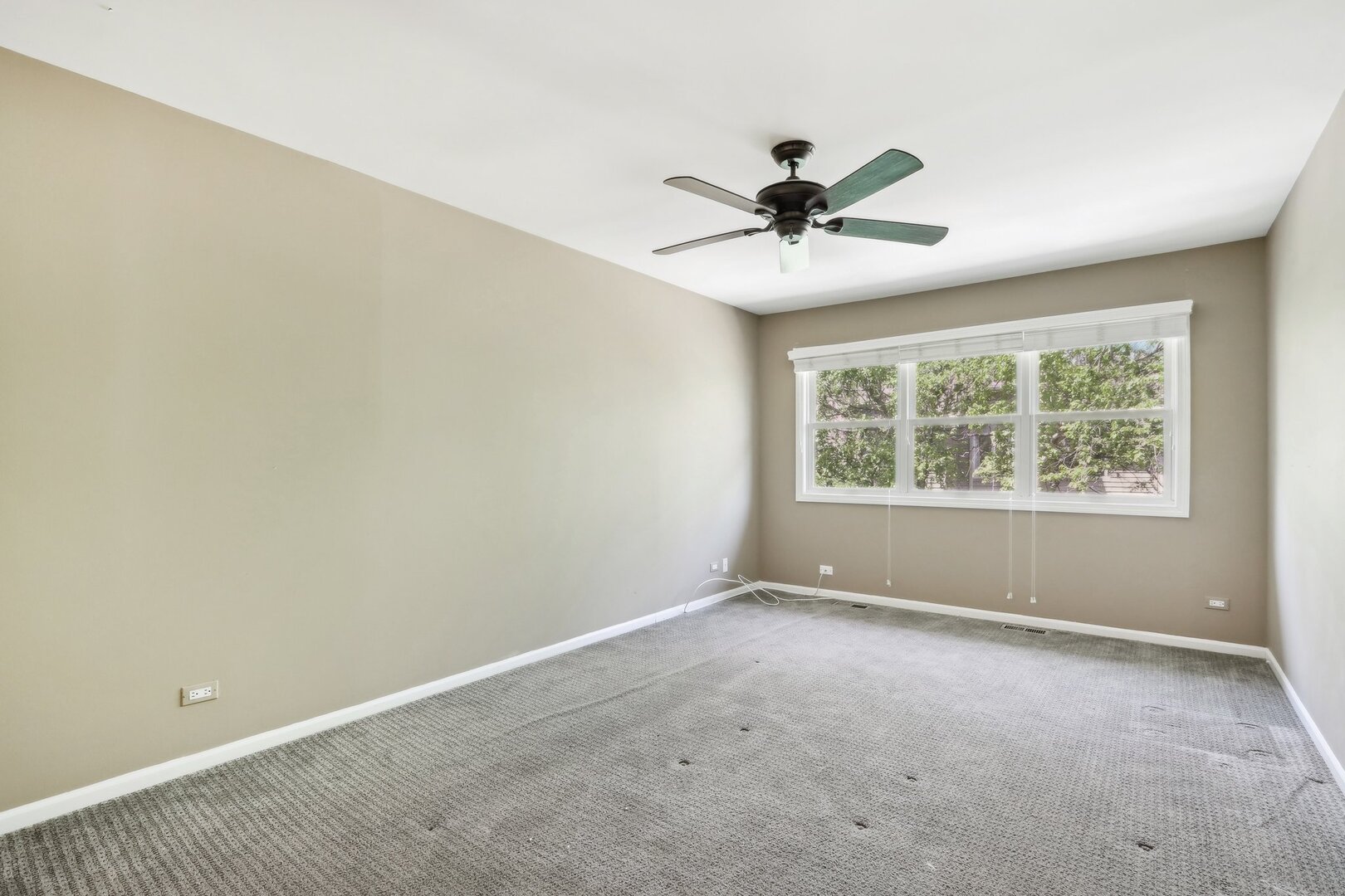 232 W Grant Village Street
