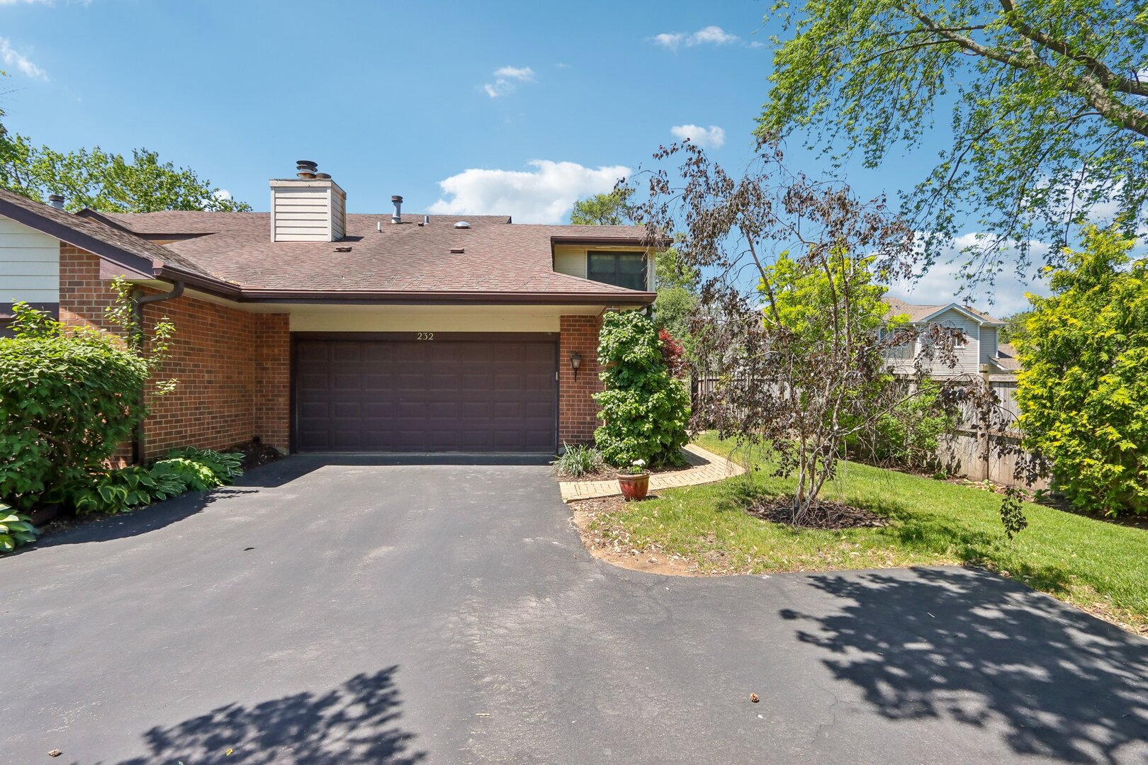 232 W Grant Village Street
