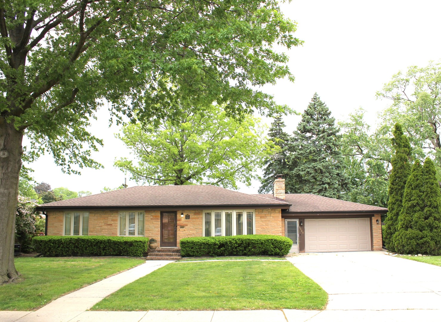 2620 Sarah Street