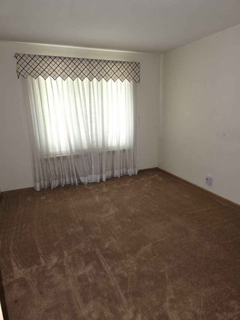 2620 Sarah Street