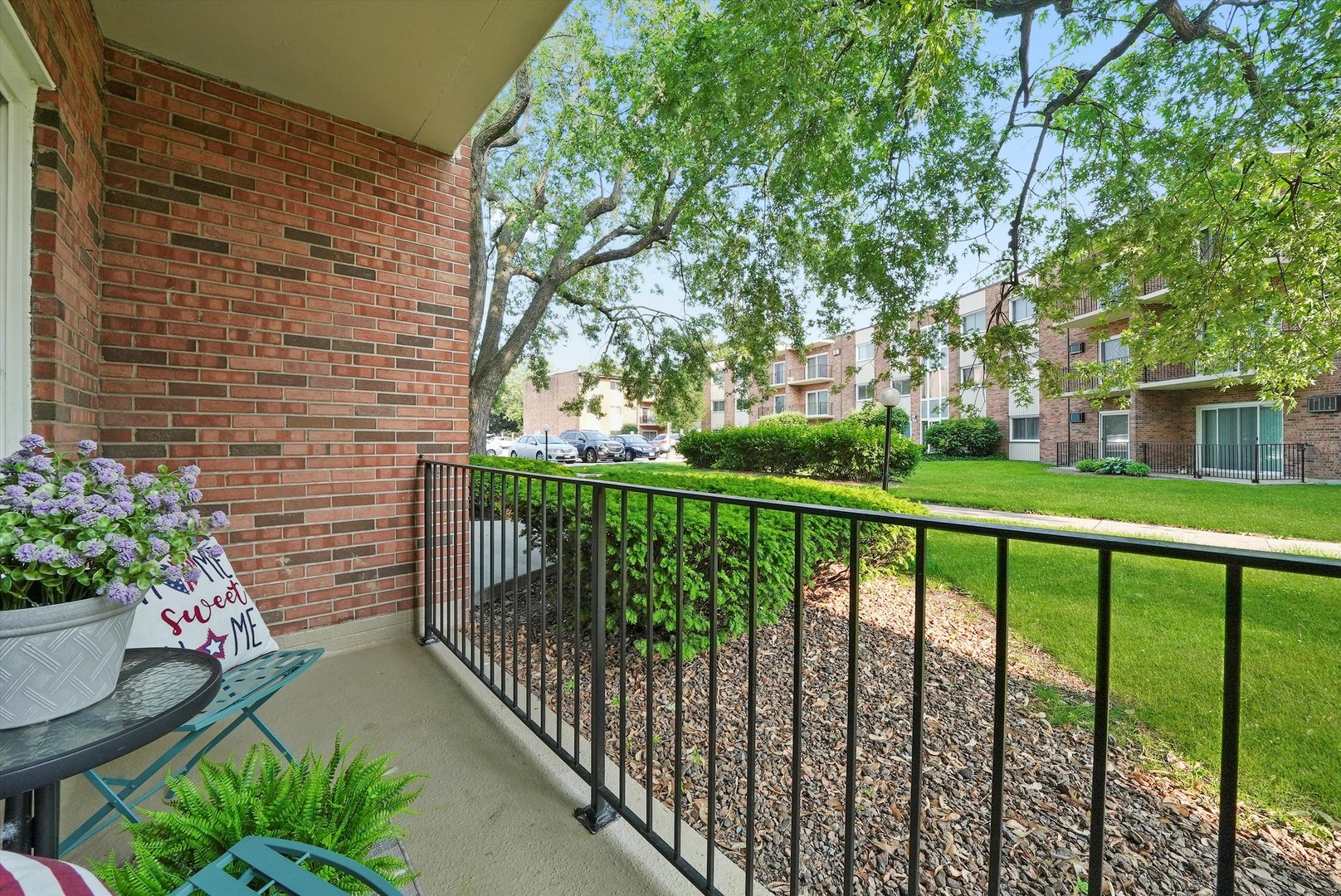 4113 W 97th Place Unit: 104