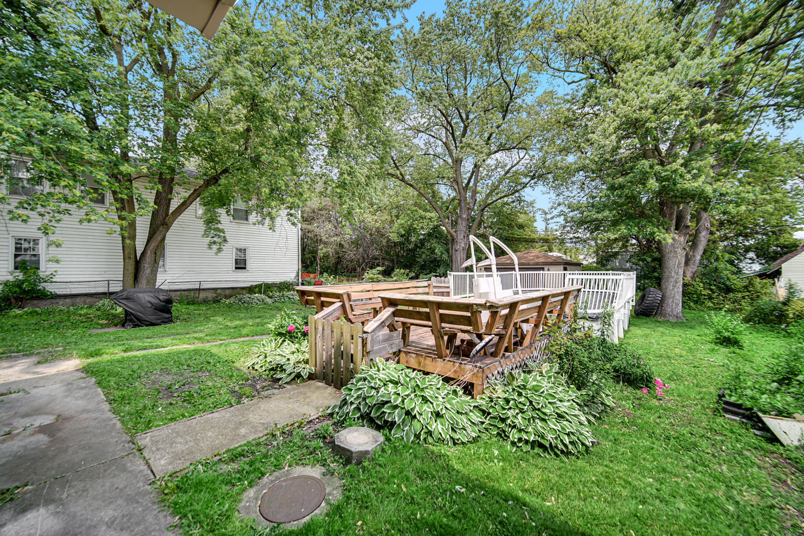 320 E 138th Street