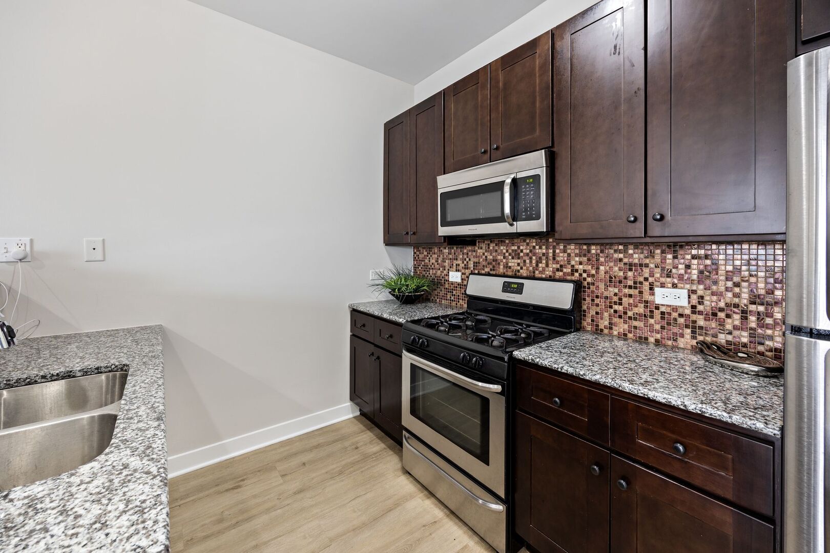 3130 W Walton Street Unit: 1