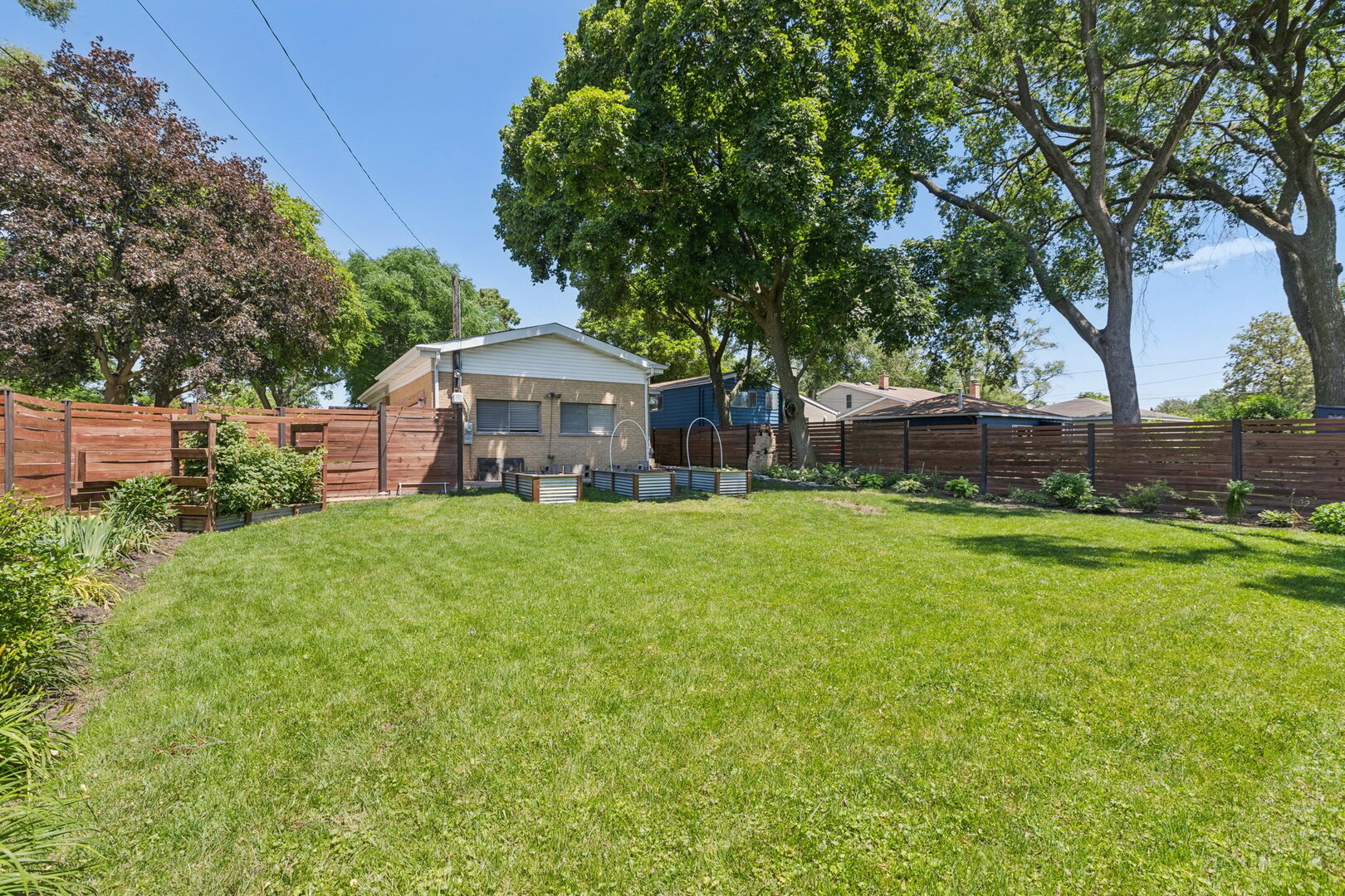 105 E Vermont Street