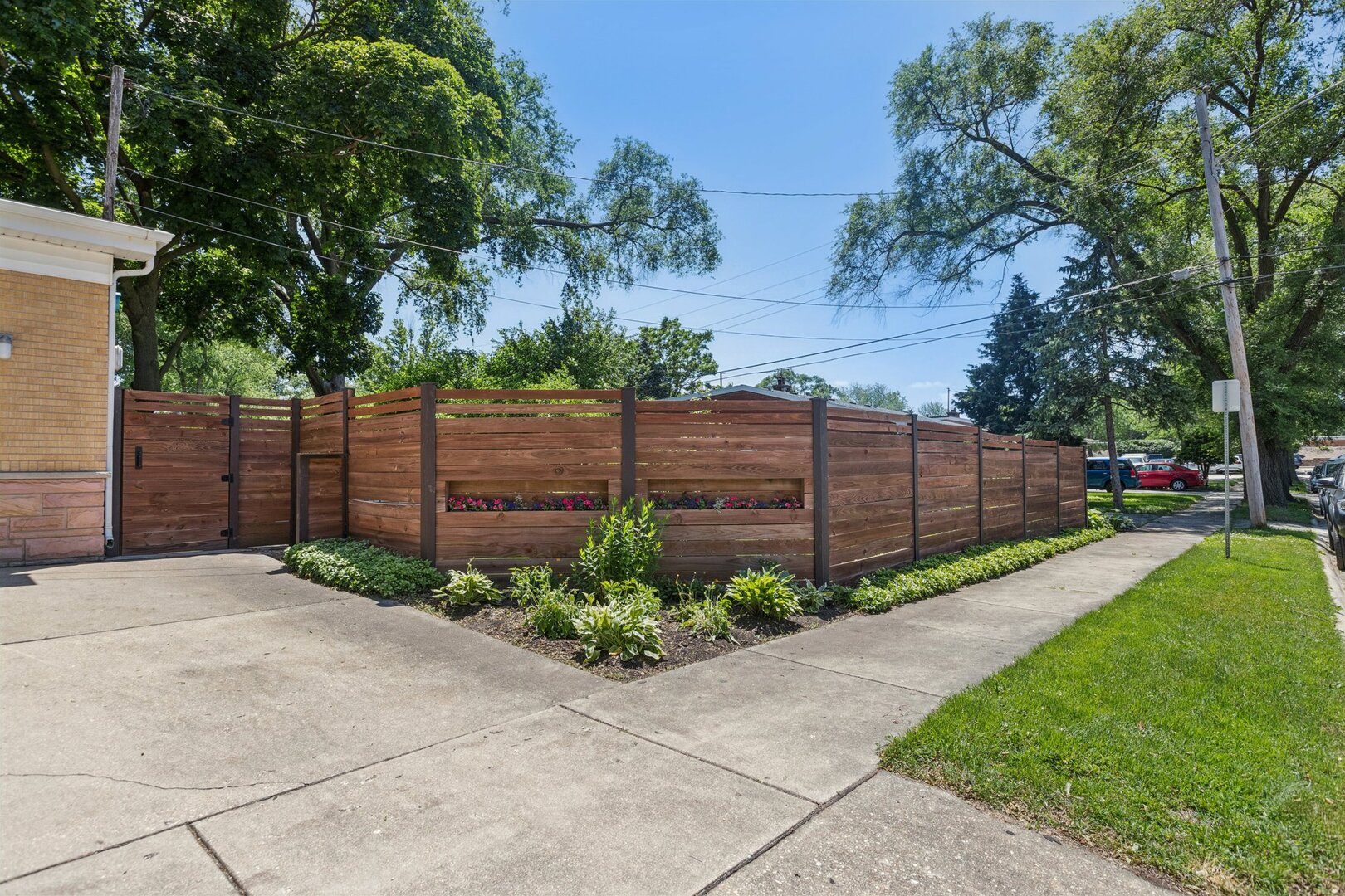 105 E Vermont Street