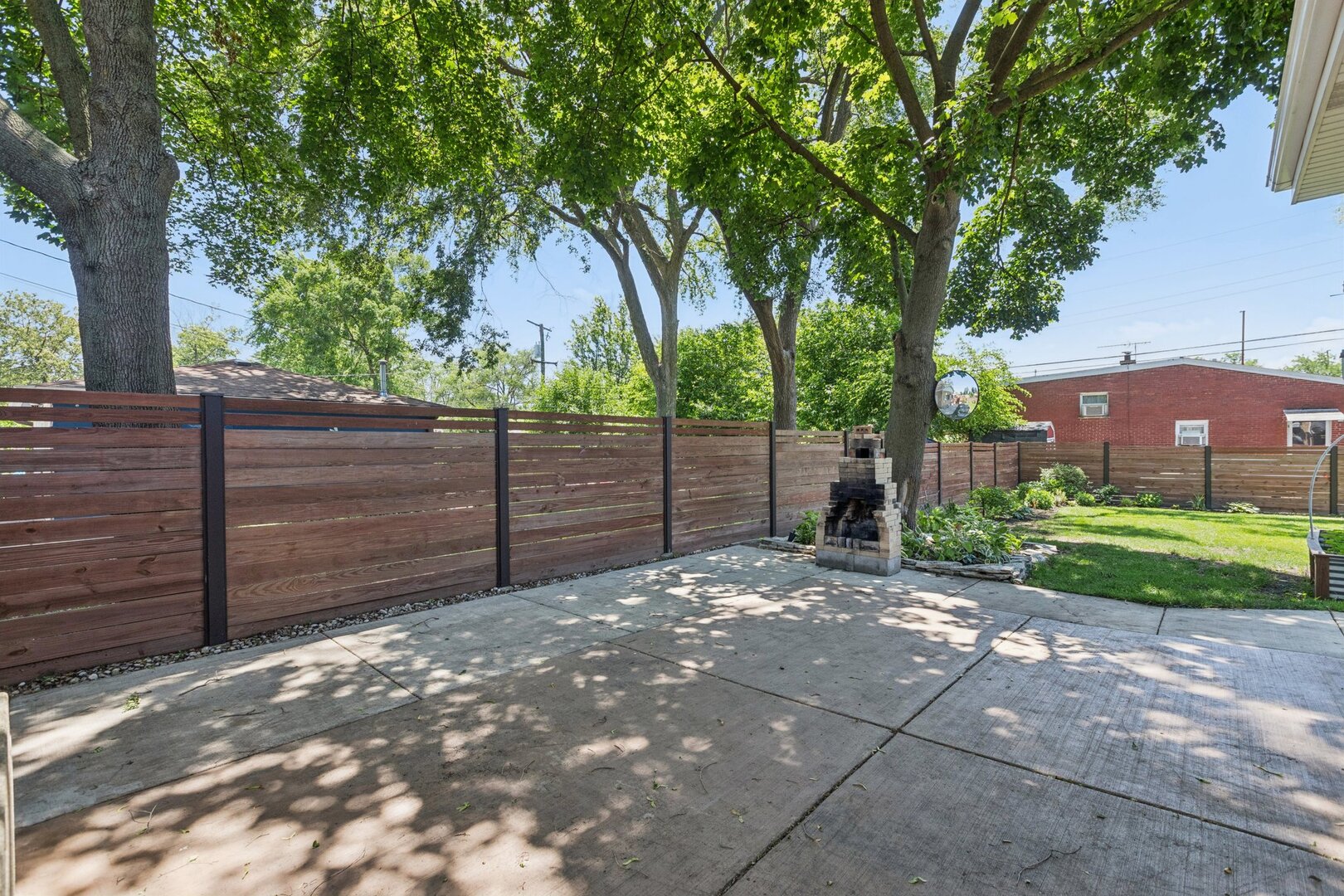 105 E Vermont Street