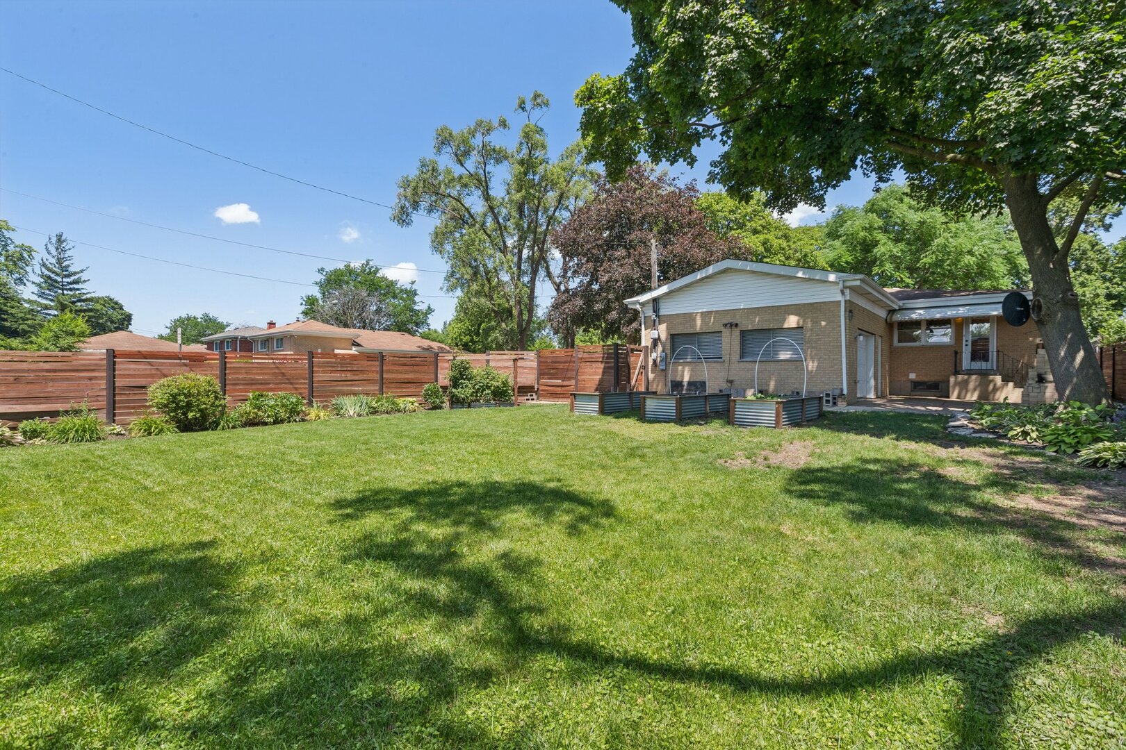 105 E Vermont Street