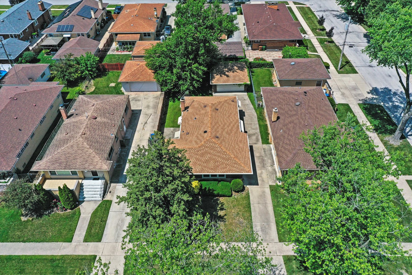 5504 Oakdale Drive