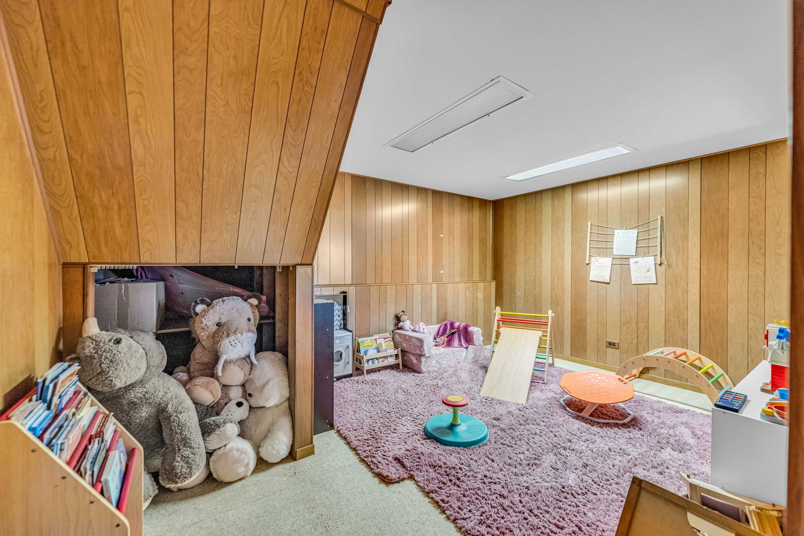 9113 Sycamore Drive