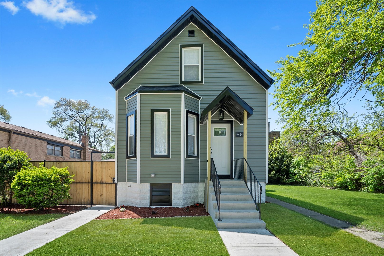 7414 S Aberdeen Street