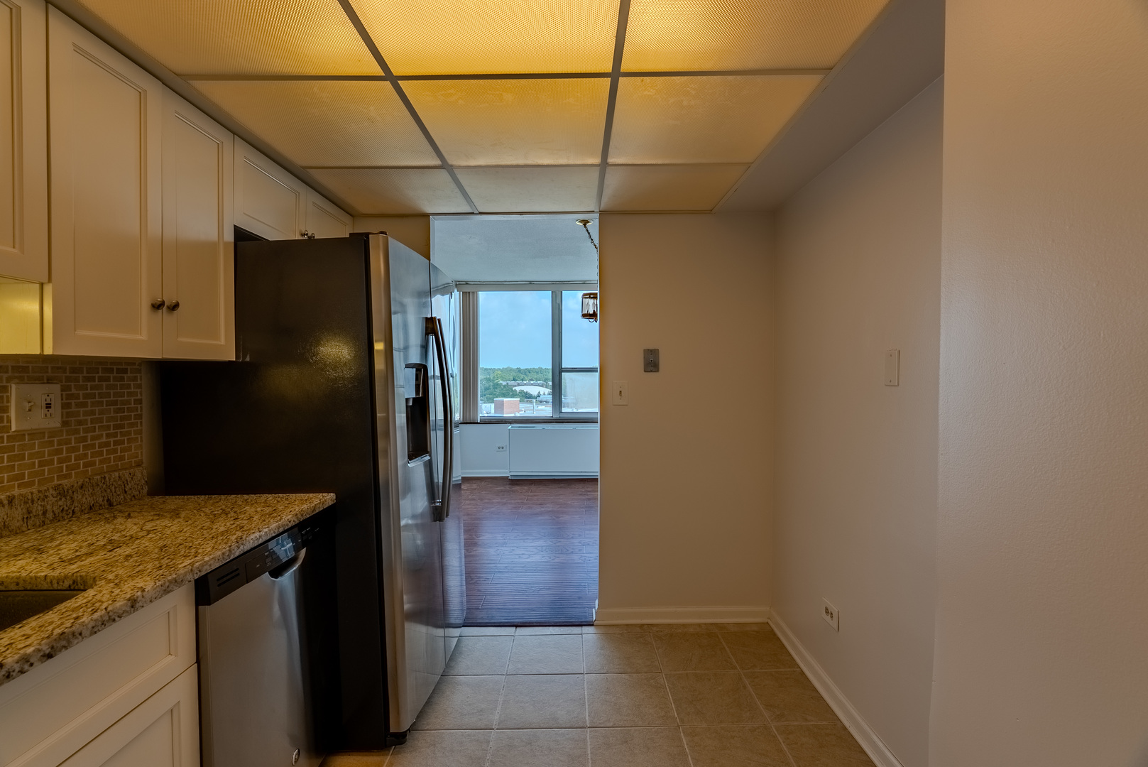 3925 TRIUMVERA Drive Unit: 9B