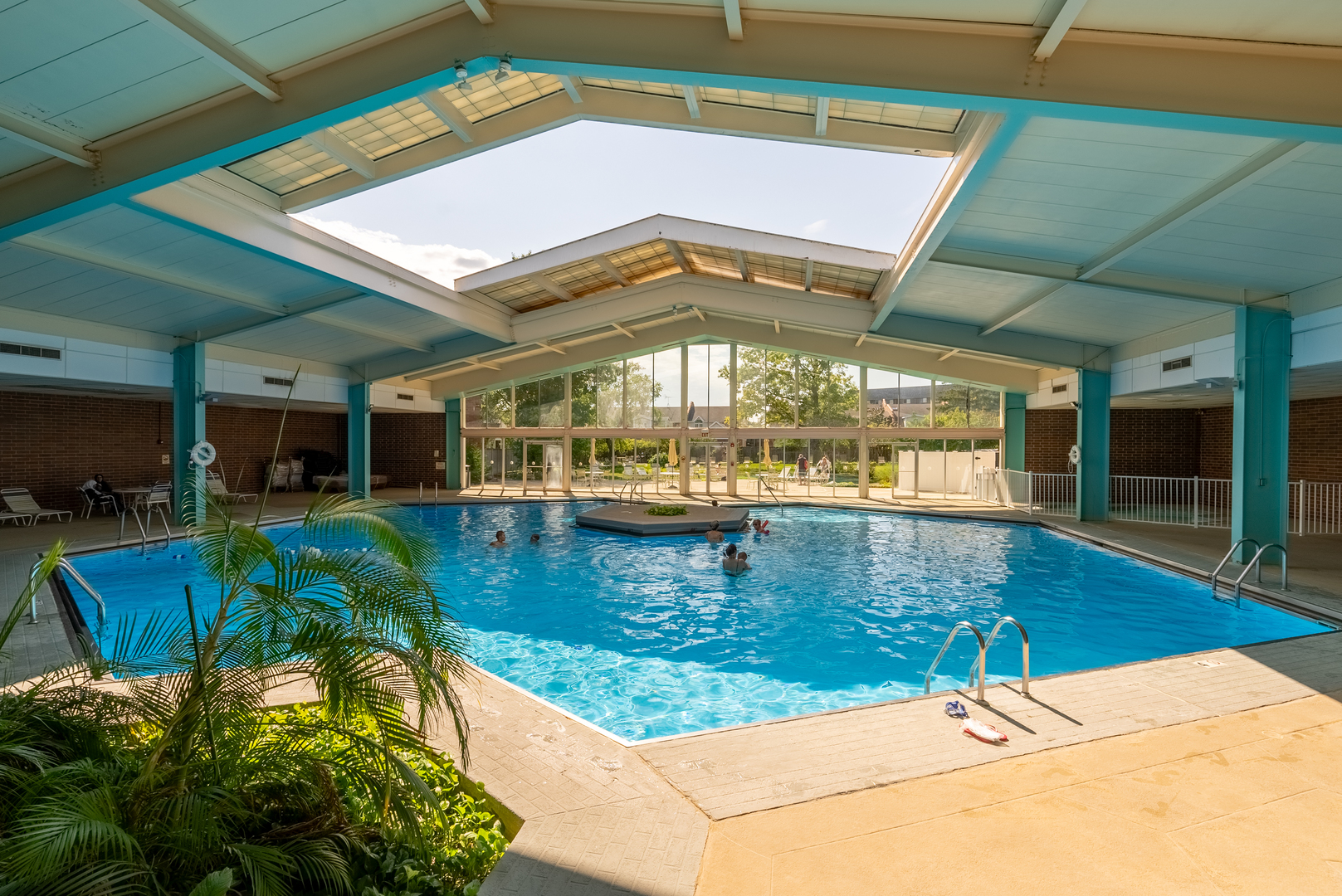 3925 TRIUMVERA Drive Unit: 9B