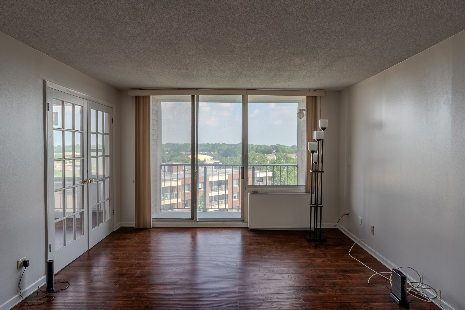 3925 TRIUMVERA Drive Unit: 9B