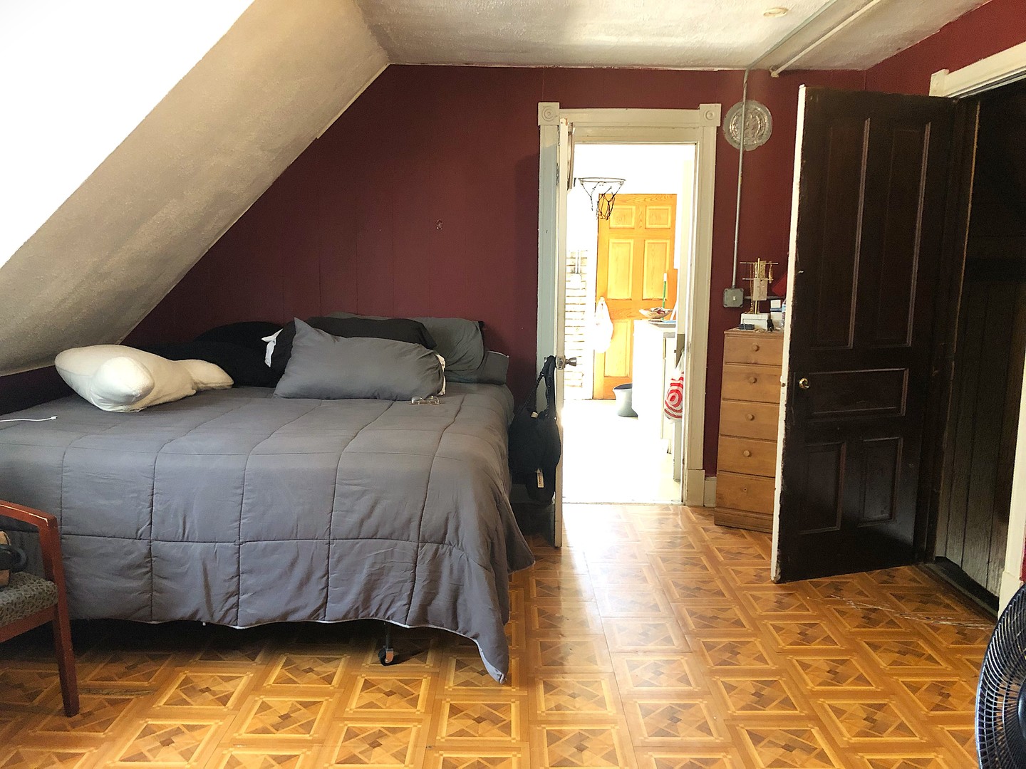 4134 N Kolmar Avenue