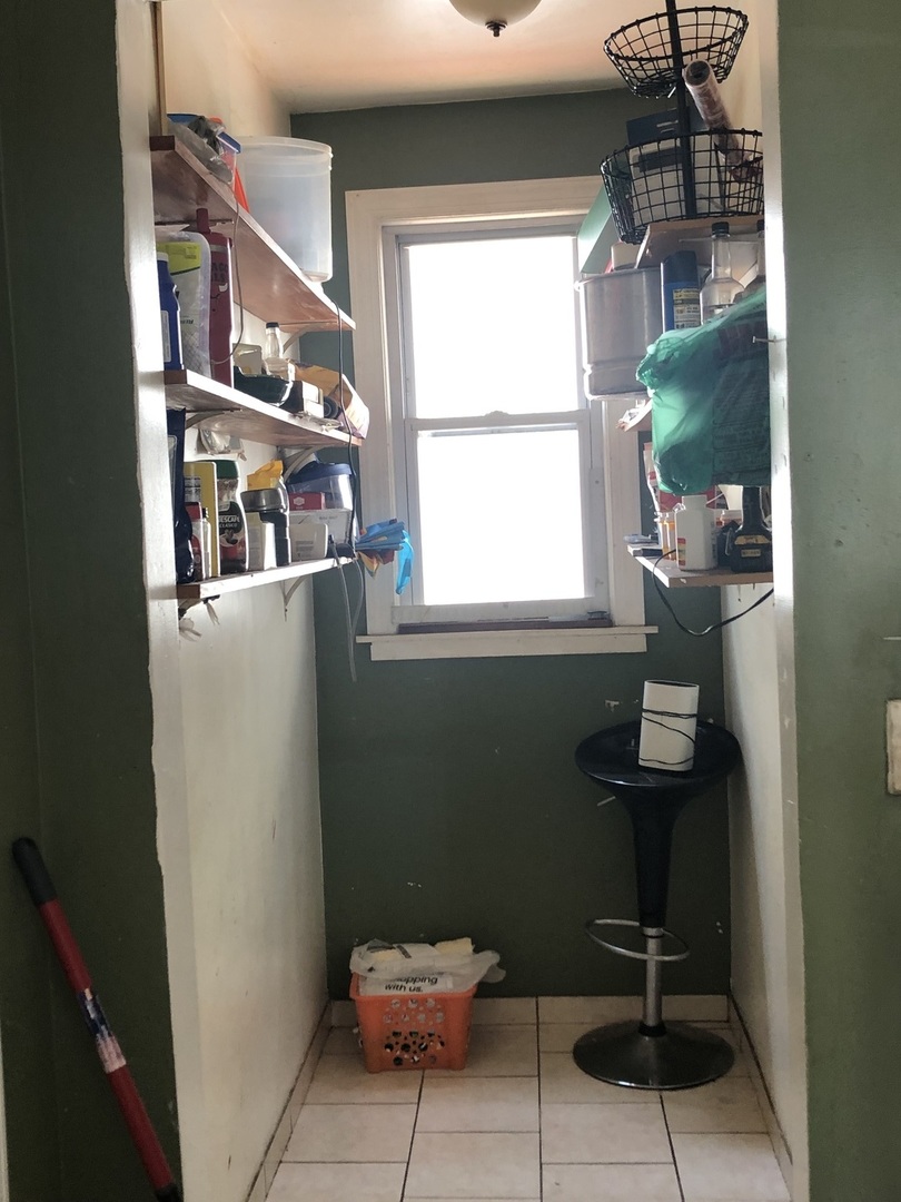 4134 N Kolmar Avenue