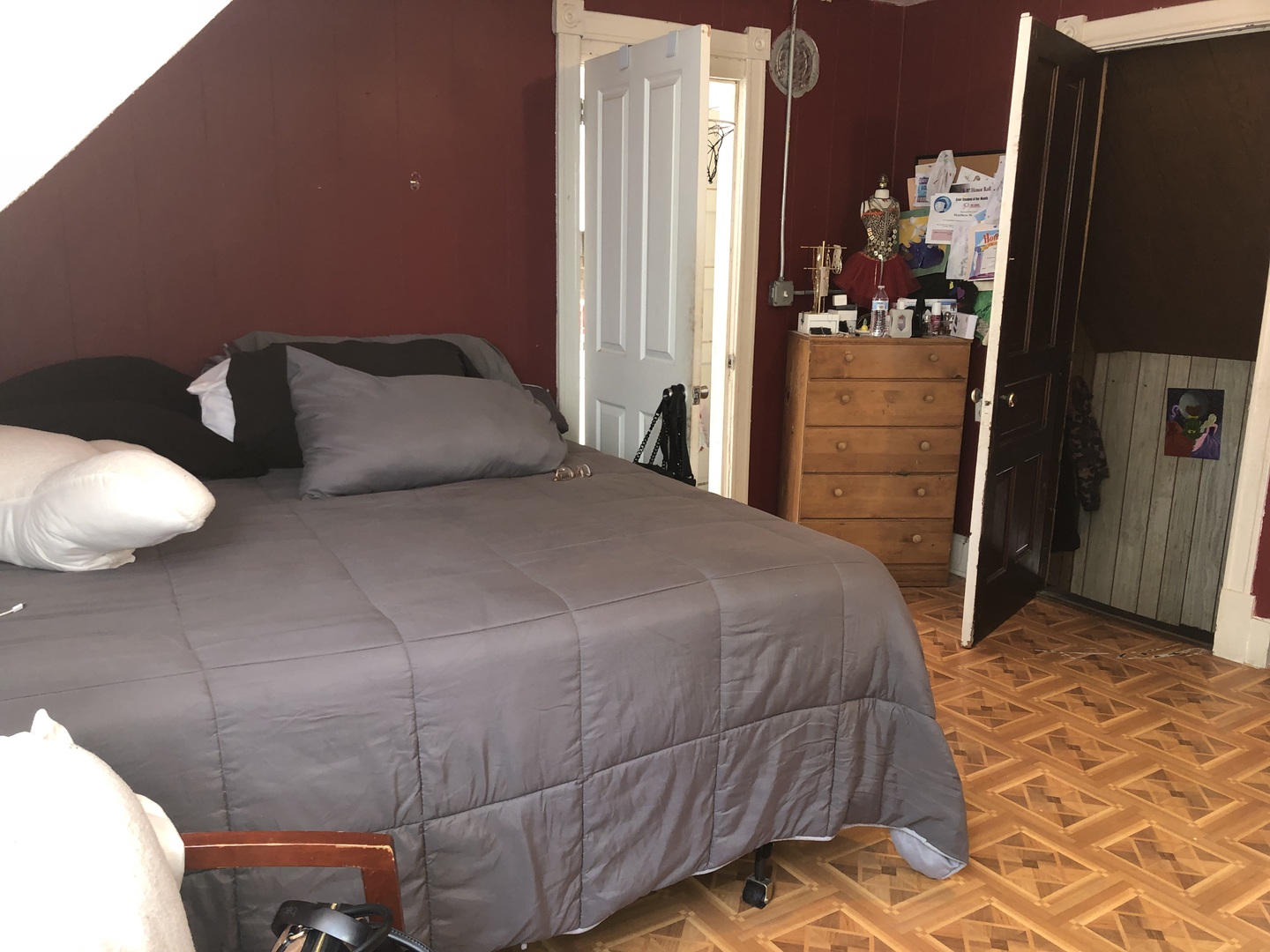 4134 N Kolmar Avenue