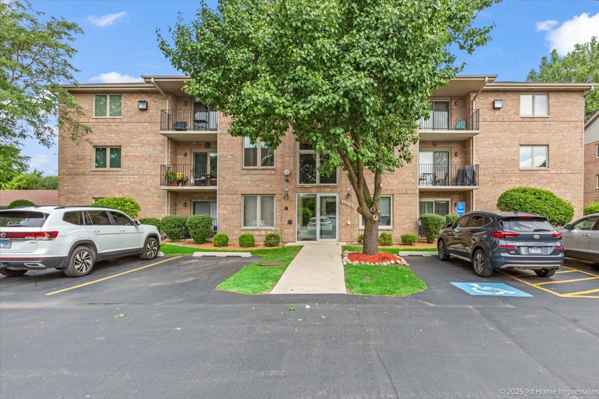 10278 Southwest Highway Unit: 2C