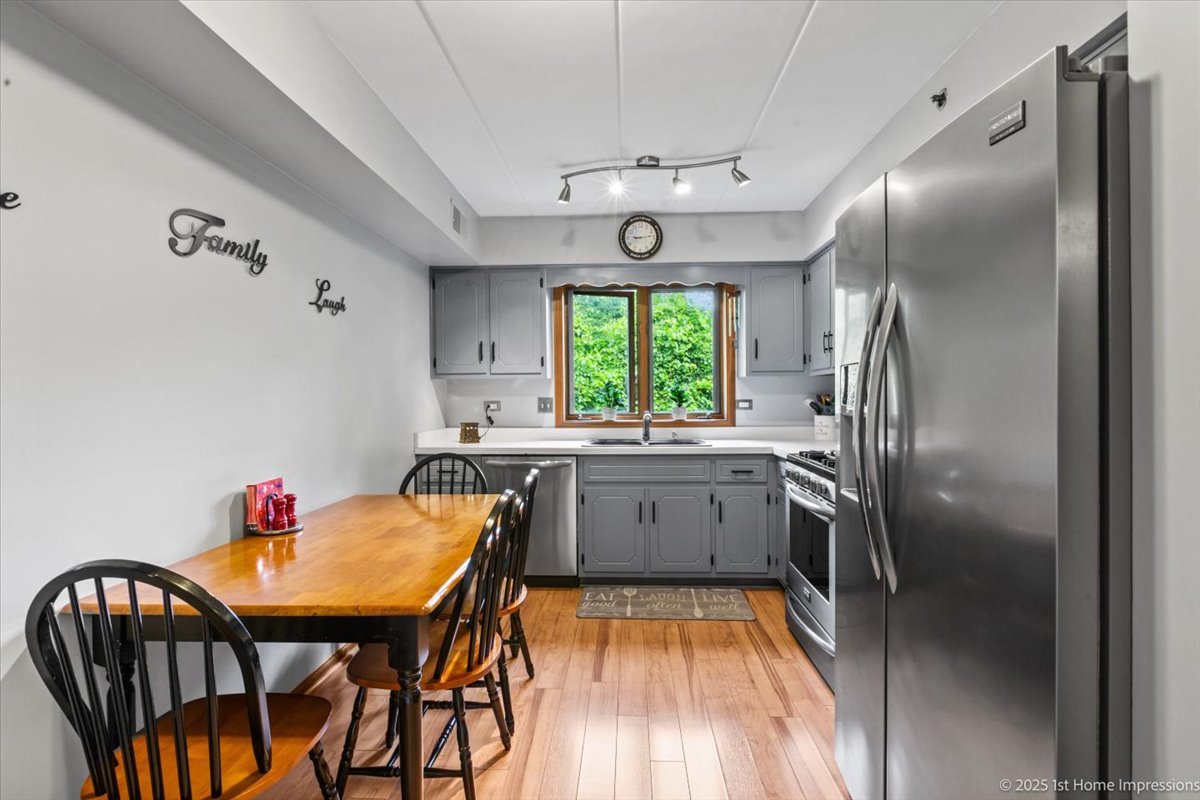 10278 Southwest Highway Unit: 2C